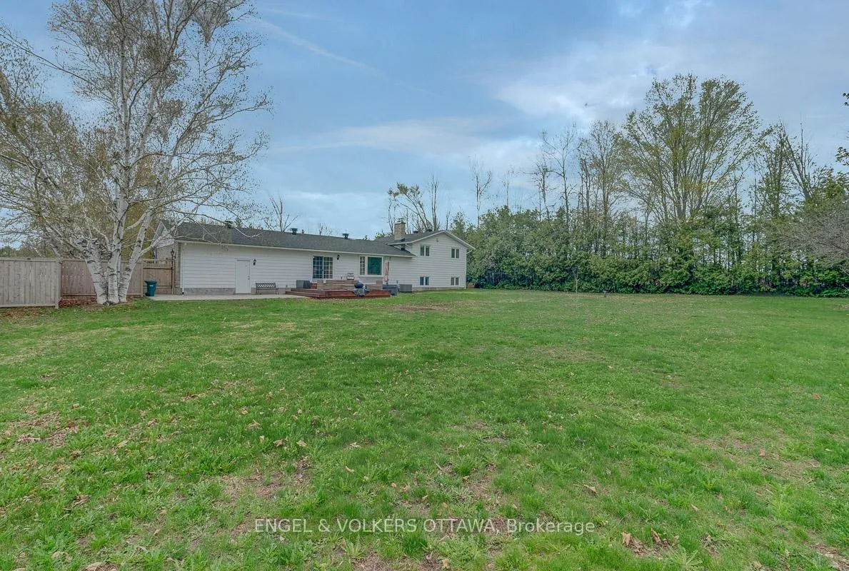 Photo 37 of 2963 Roger Stevens Drive E, Ottawa, Rideau Twp South To Roger Stevens Drive — HOMEH