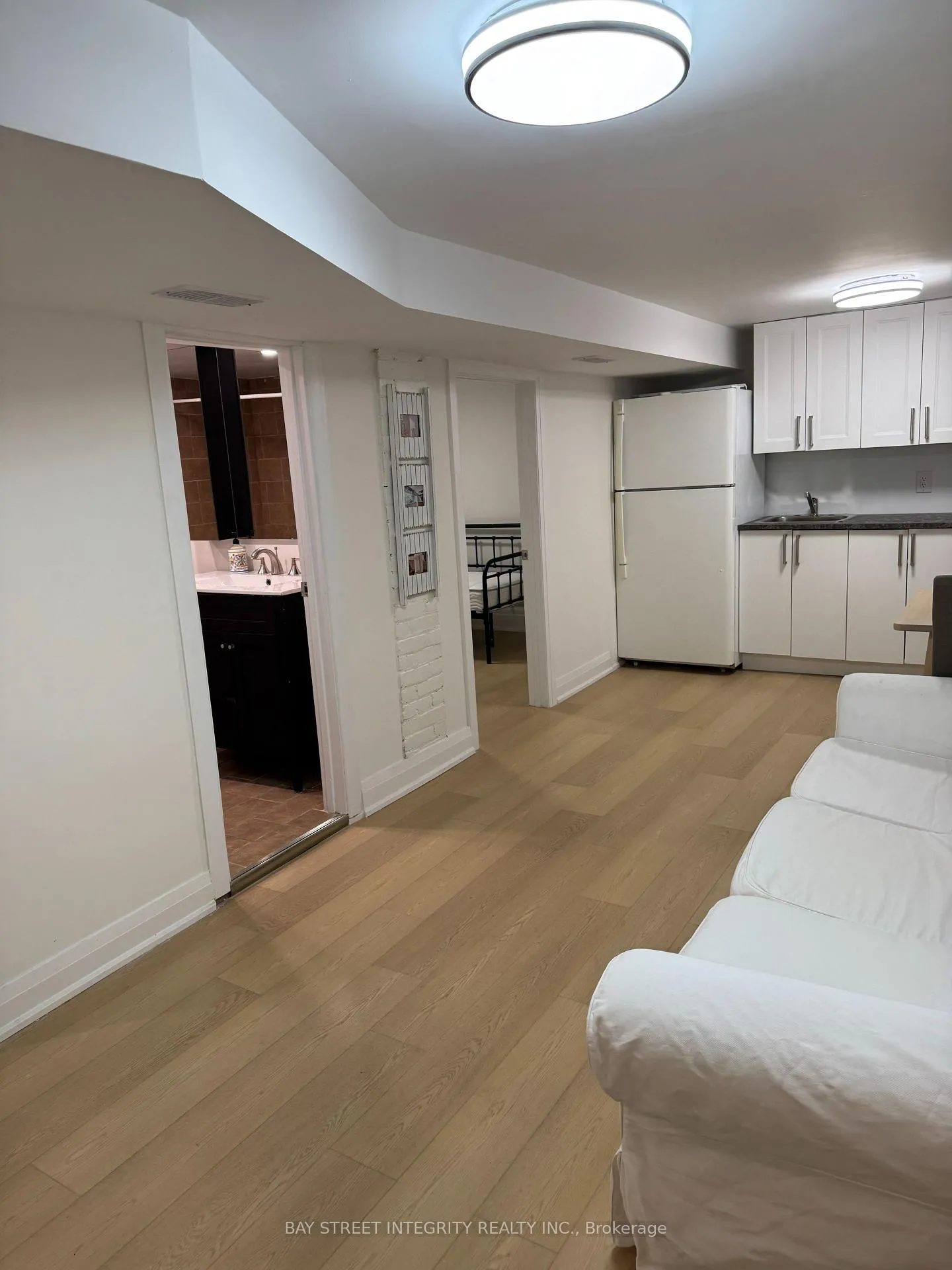 Photo 3 of 244 King Edward Avenue, Toronto, Woodbine-Lumsden — HOMEH