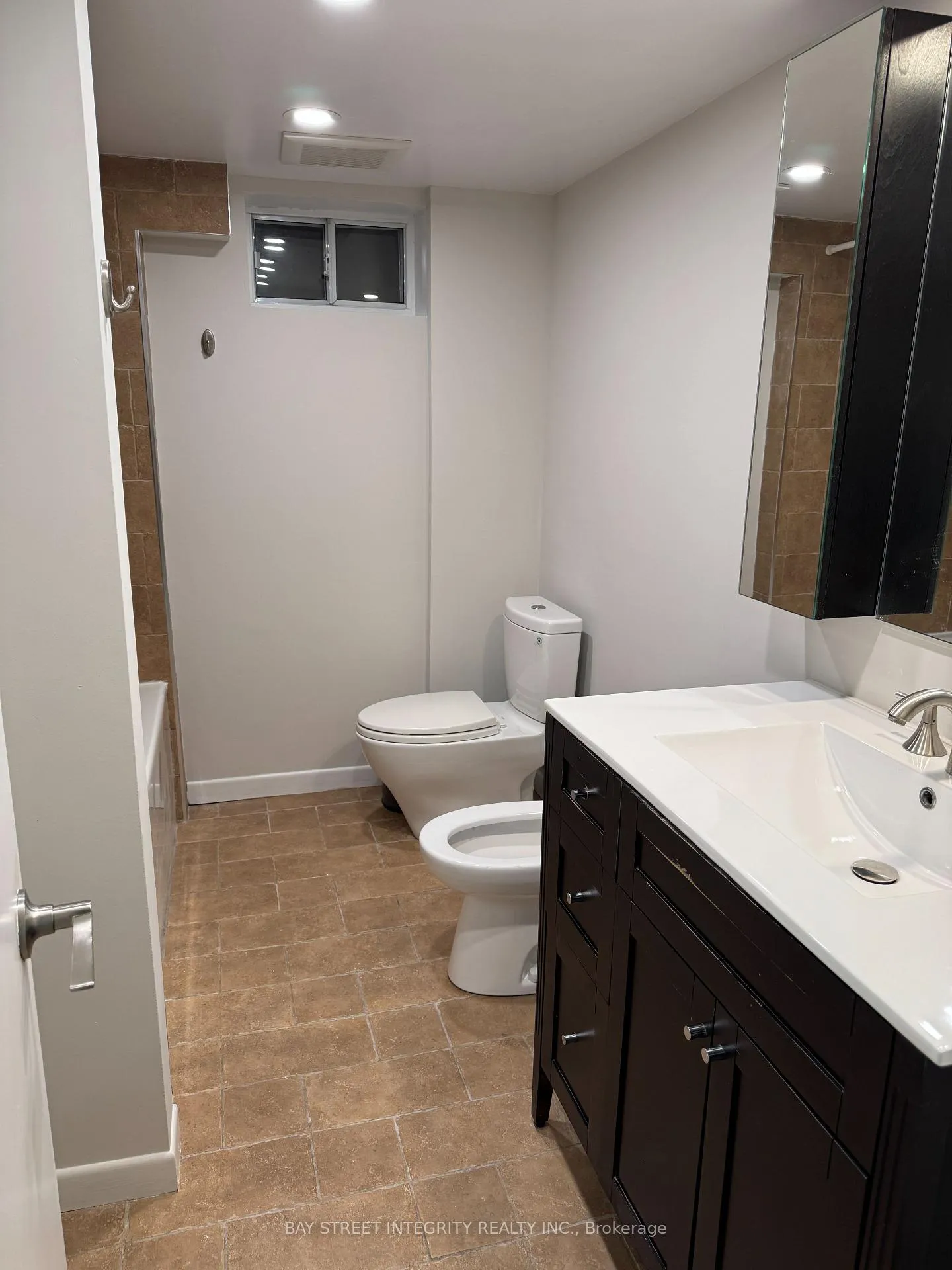 Photo 9 of 244 King Edward Avenue, Toronto, Woodbine-Lumsden — HOMEH