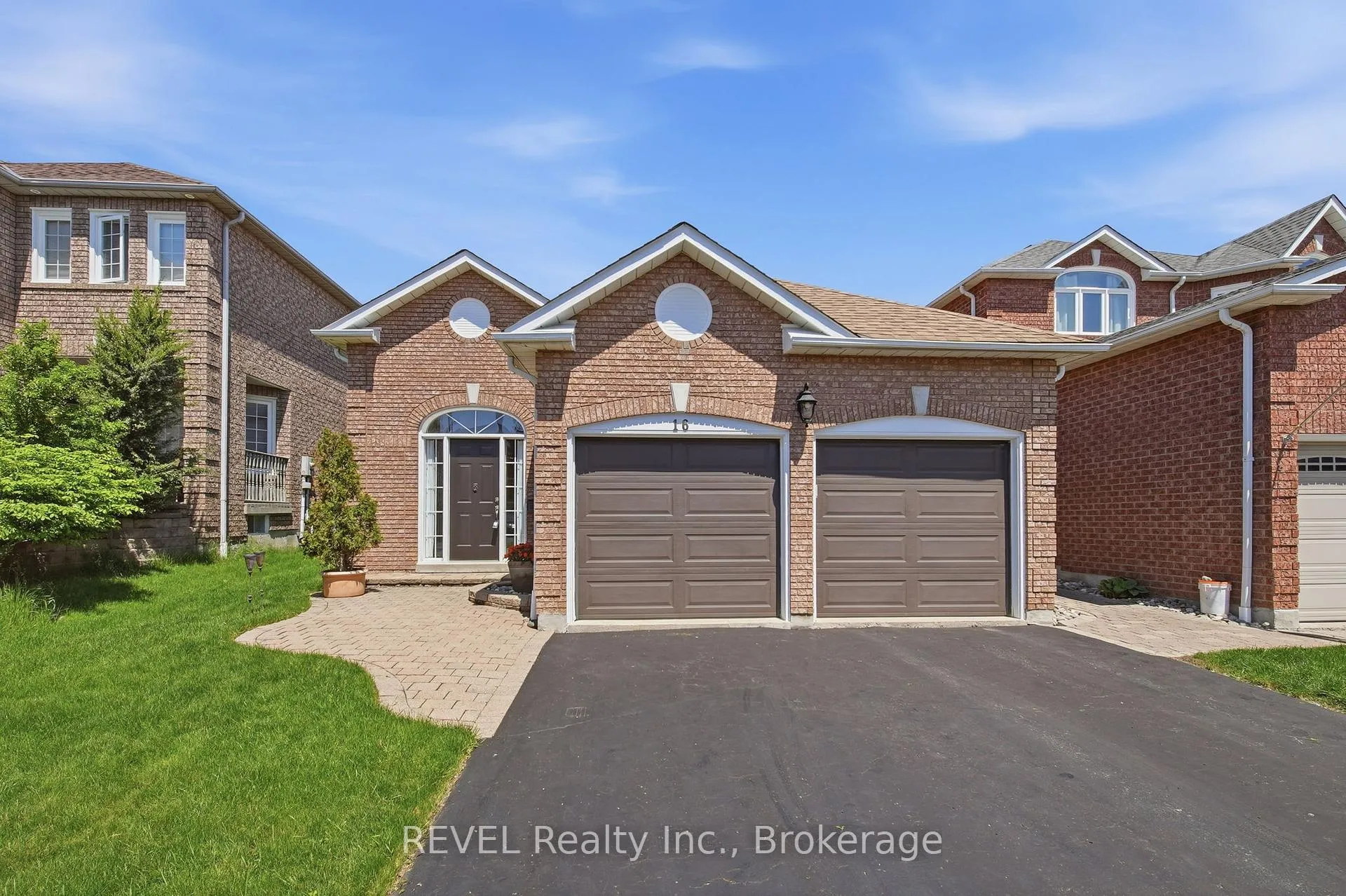 Photo 2 of 16 Parnell Crescent, Whitby, Pringle Creek — HOMEH