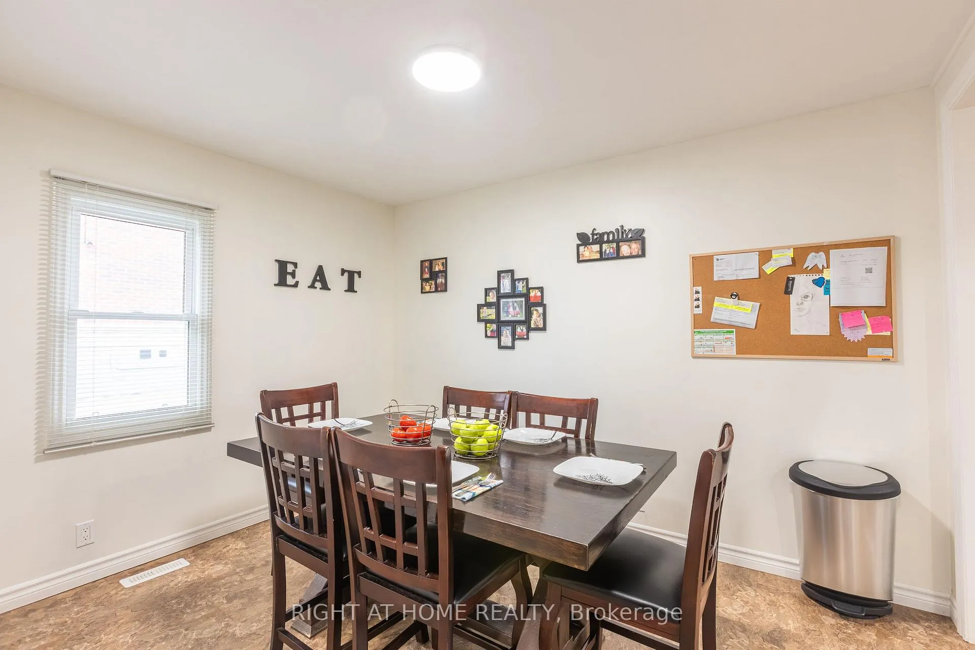 Photo 6 of 18 Duke Street, Clarington, Bowmanville — HOMEH