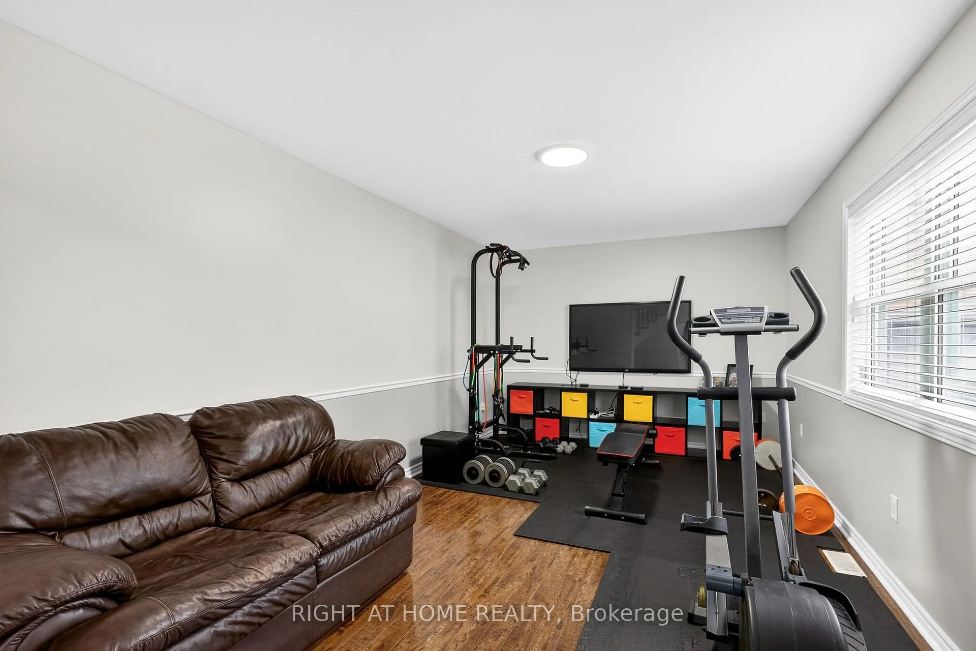 Photo 13 of 18 Duke Street, Clarington, Bowmanville — HOMEH