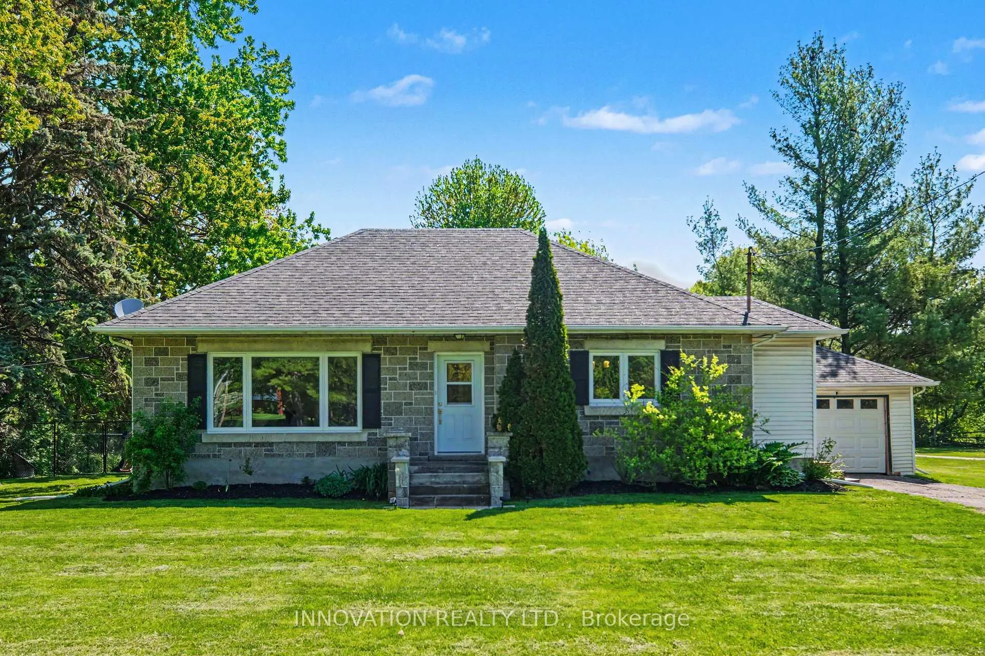 Front of 6563 Prince Of Wales Drive