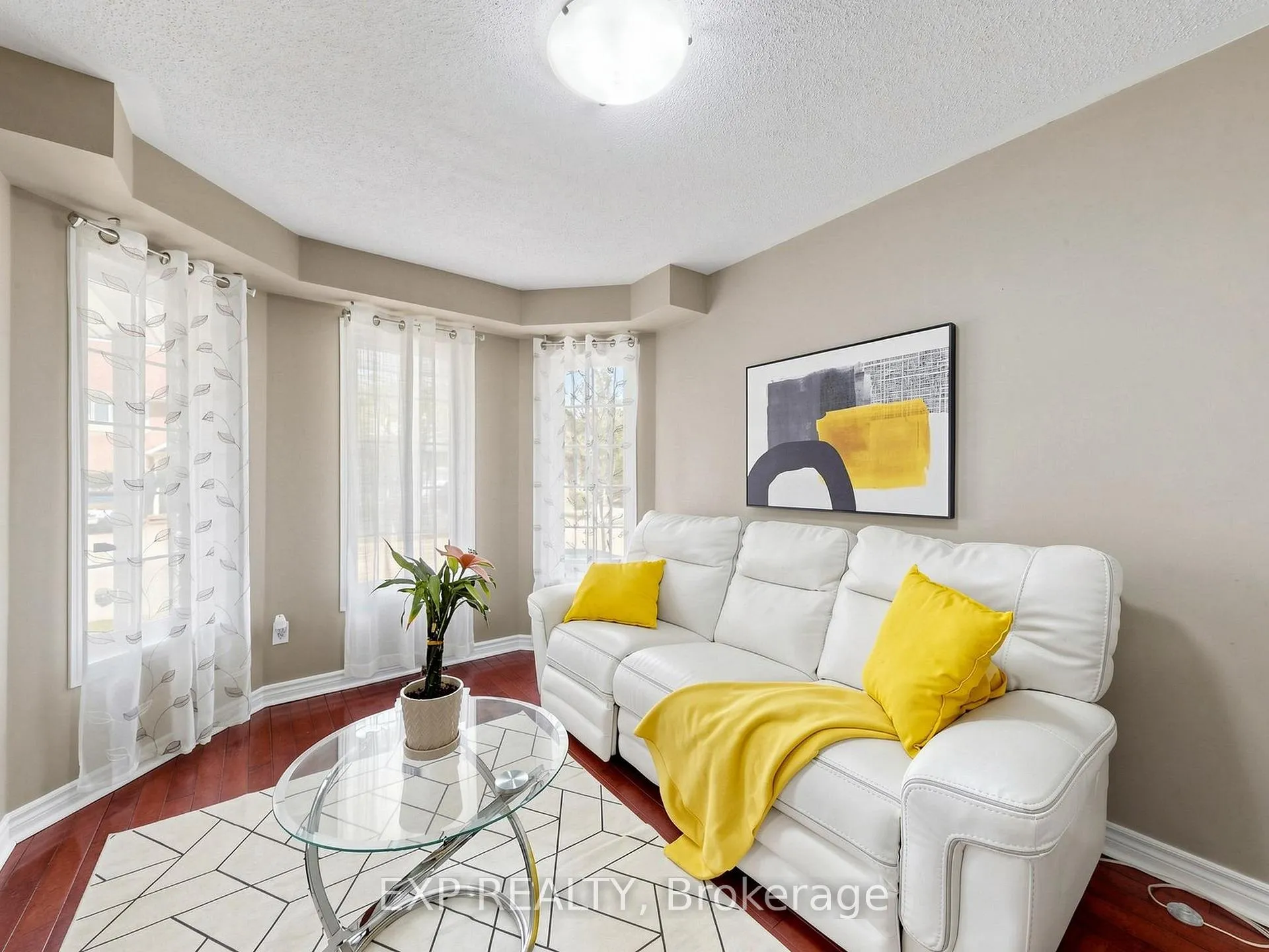 Photo 4 of 41 Bramfield Street, Brampton, Fletcher's Meadow — HOMEH