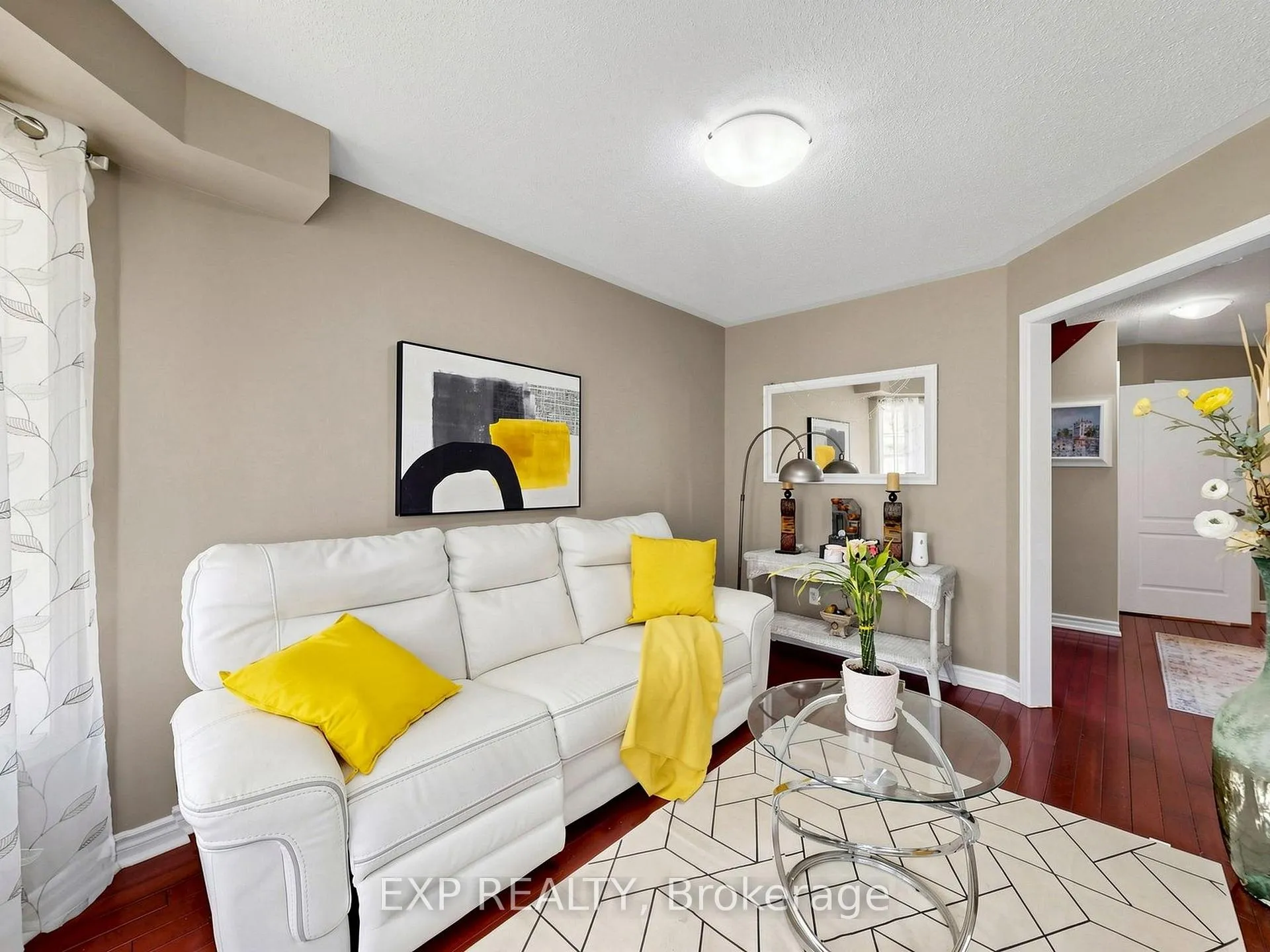 Photo 7 of 41 Bramfield Street, Brampton, Fletcher's Meadow — HOMEH
