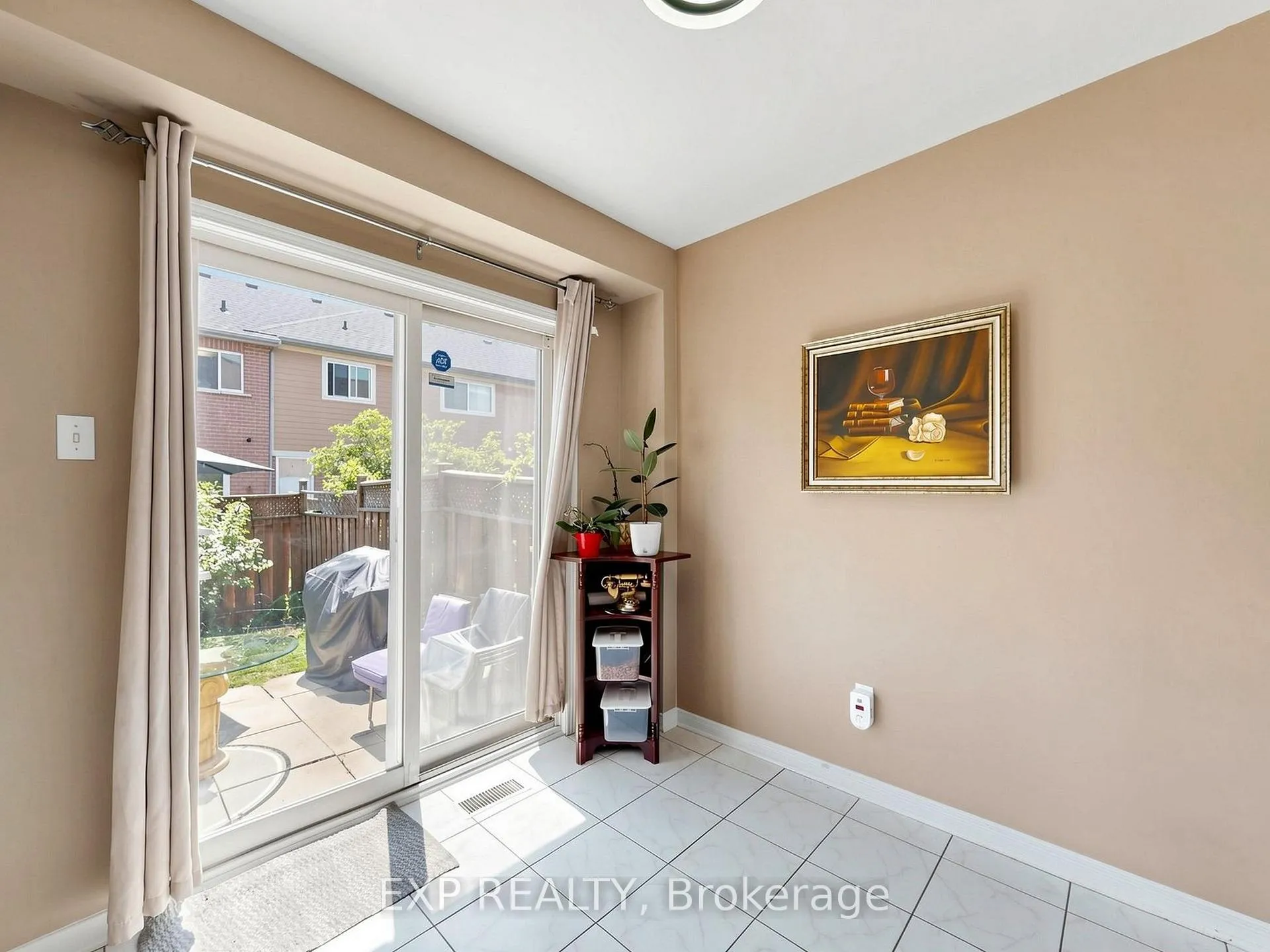 Photo 18 of 41 Bramfield Street, Brampton, Fletcher's Meadow — HOMEH