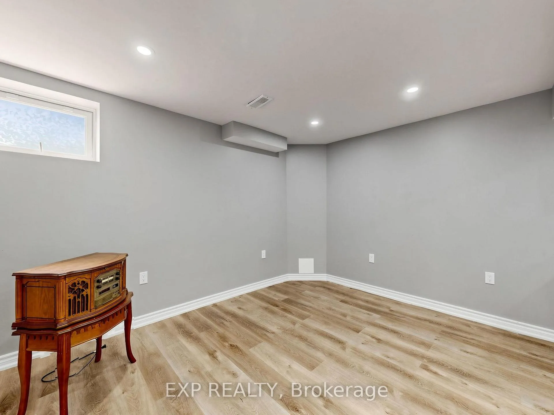 Photo 38 of 41 Bramfield Street, Brampton, Fletcher's Meadow — HOMEH
