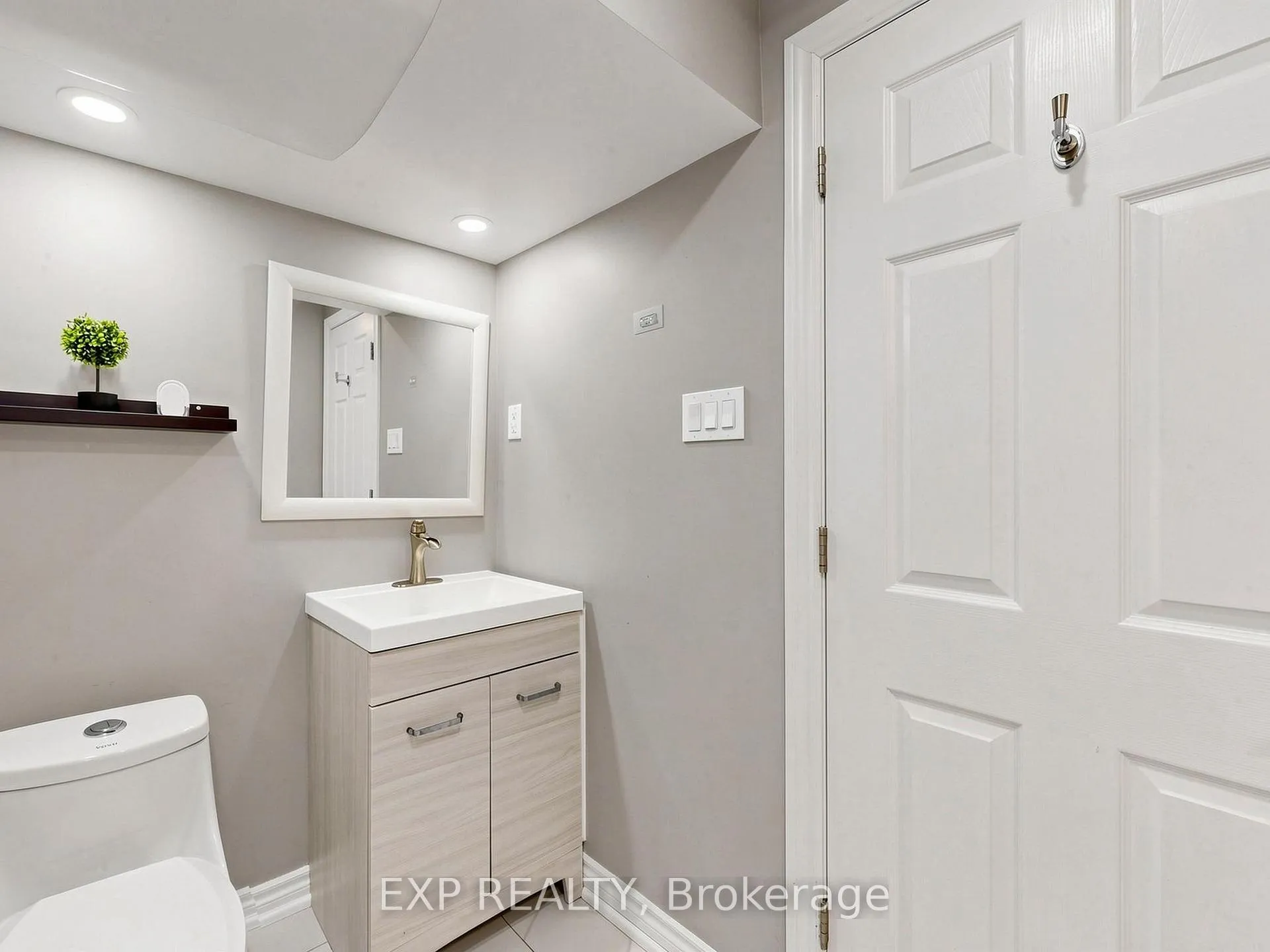 Photo 43 of 41 Bramfield Street, Brampton, Fletcher's Meadow — HOMEH
