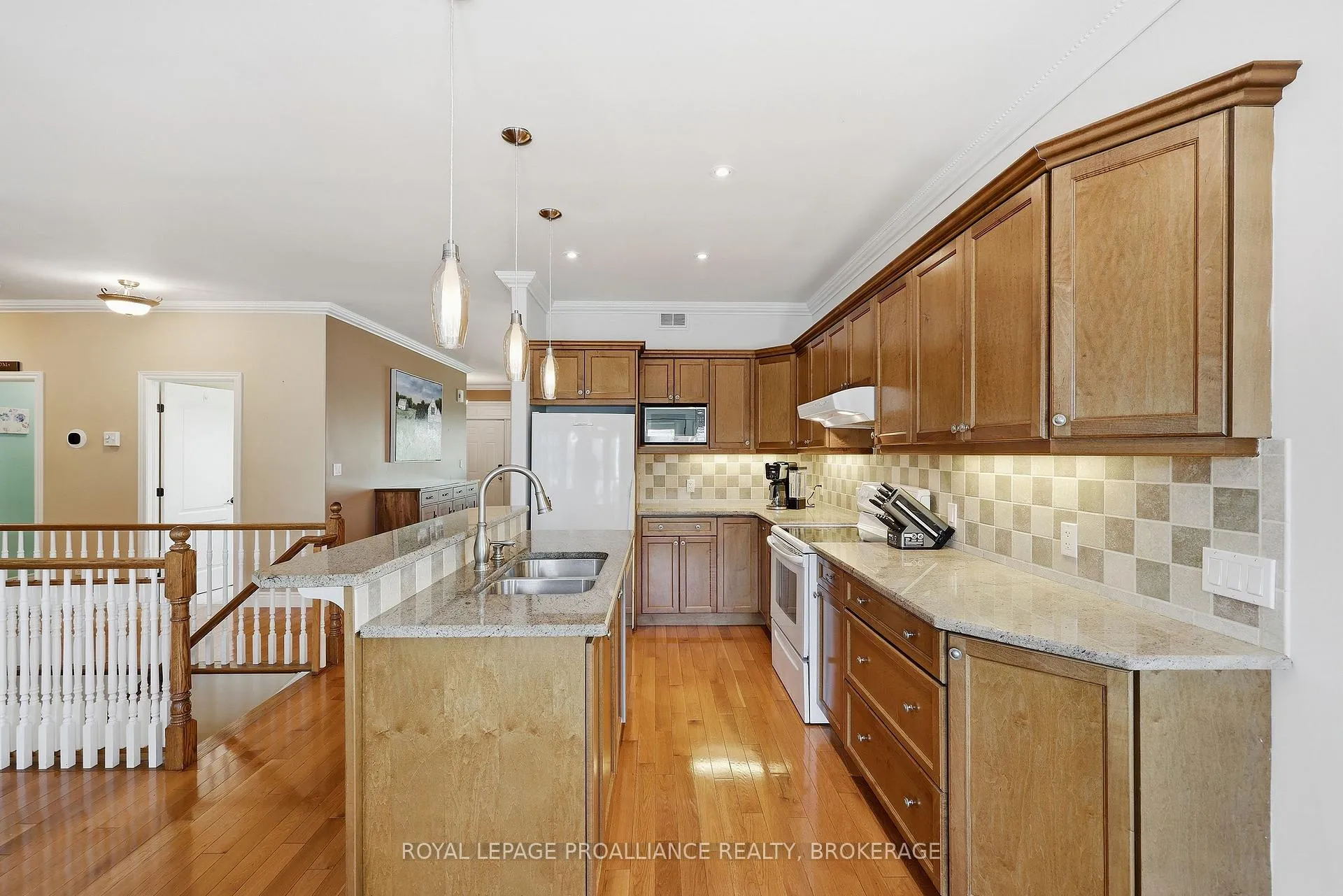 Photo 9 of 730 Amaryllis Street, Kingston, City Northwest — HOMEH
