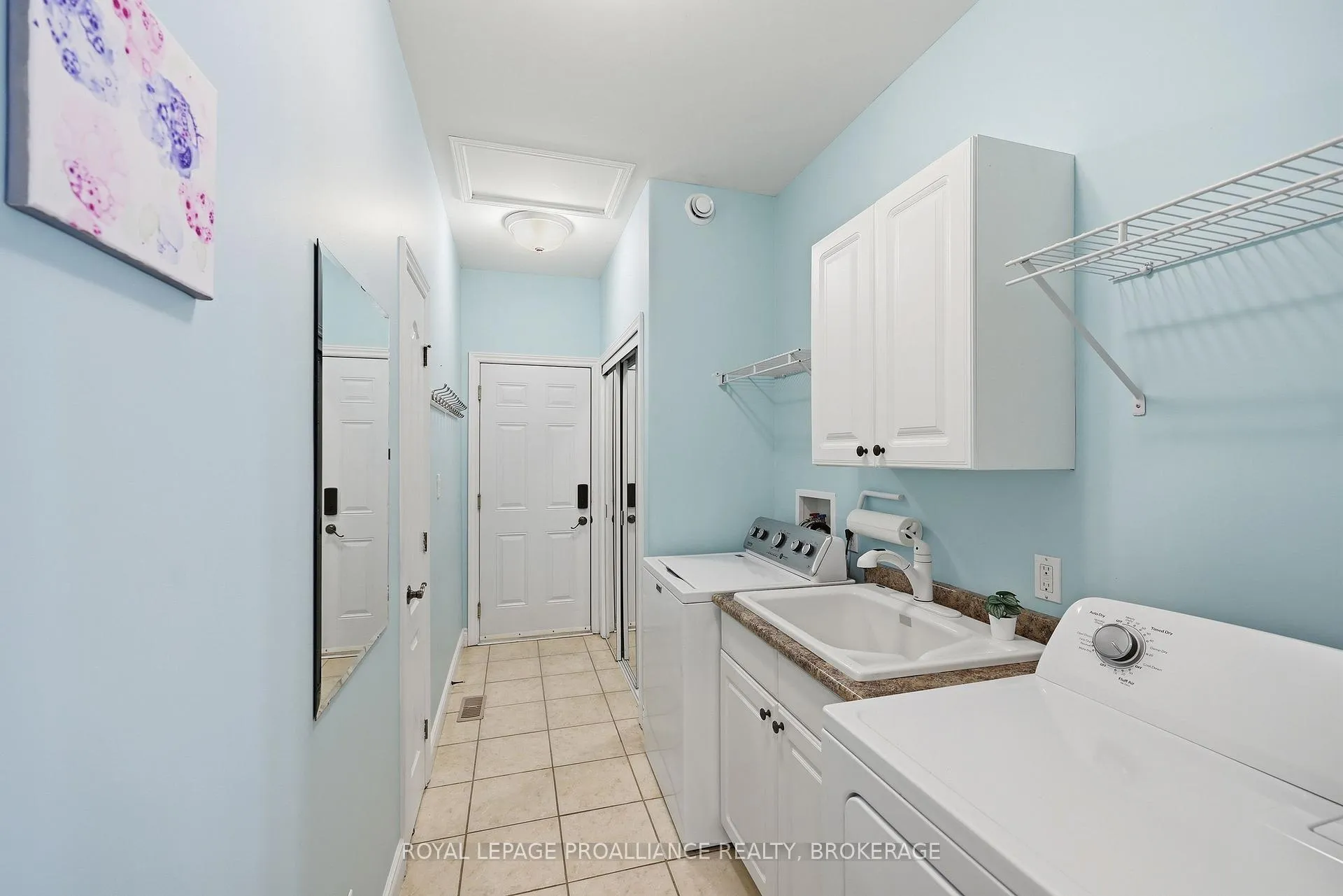 Photo 21 of 730 Amaryllis Street, Kingston, City Northwest — HOMEH