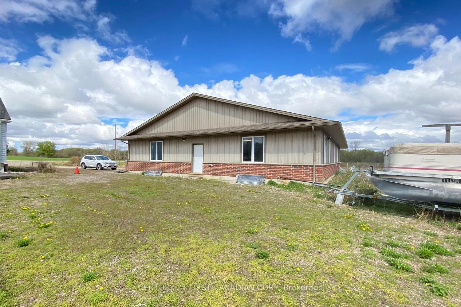 Photo 5 of 21000 Rebecca Road, Thames Centre, Rural Thames Centre — HOMEH