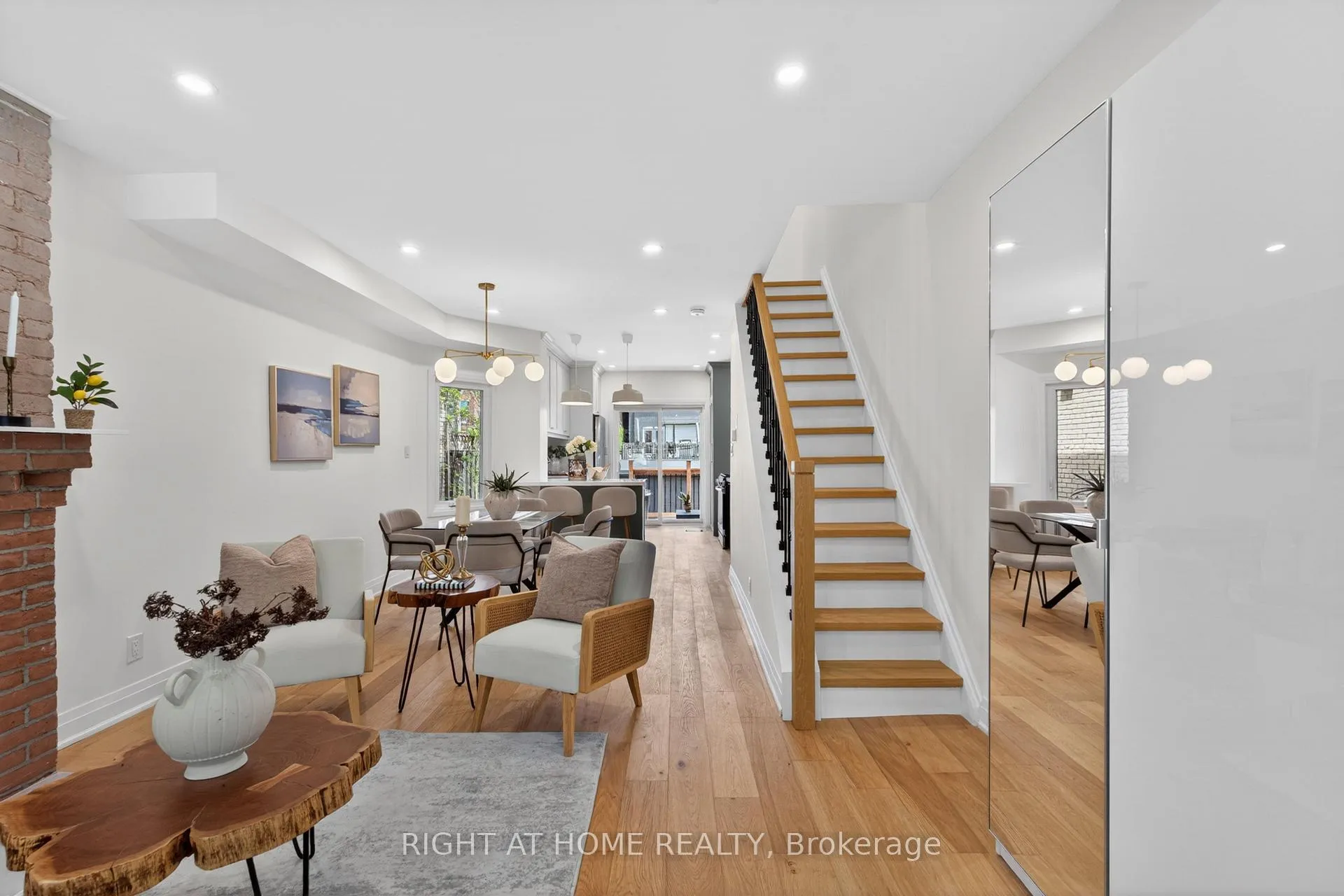 Photo 5 of 27 Bellhaven Road, Toronto, Woodbine Corridor — HOMEH