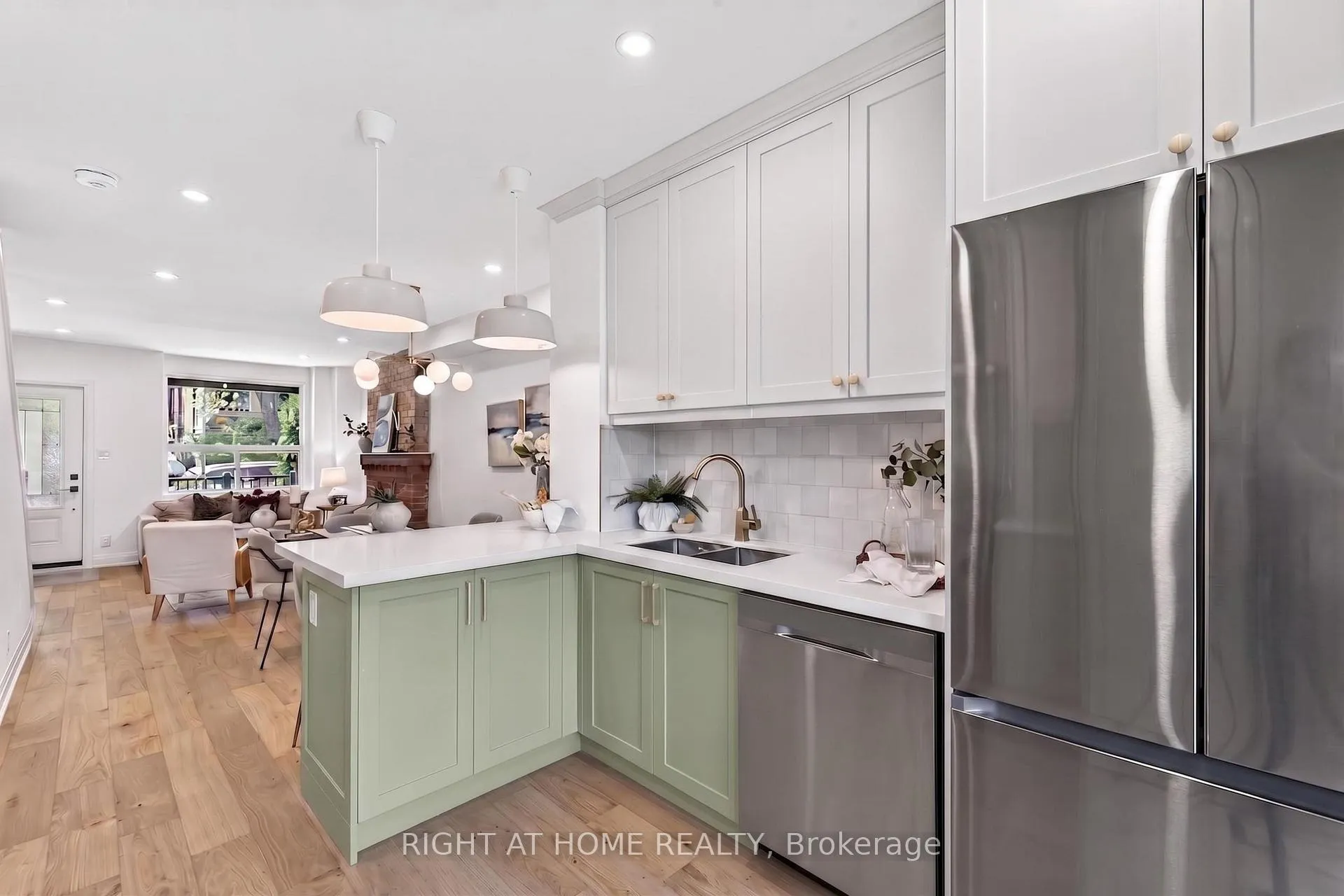 Photo 15 of 27 Bellhaven Road, Toronto, Woodbine Corridor — HOMEH