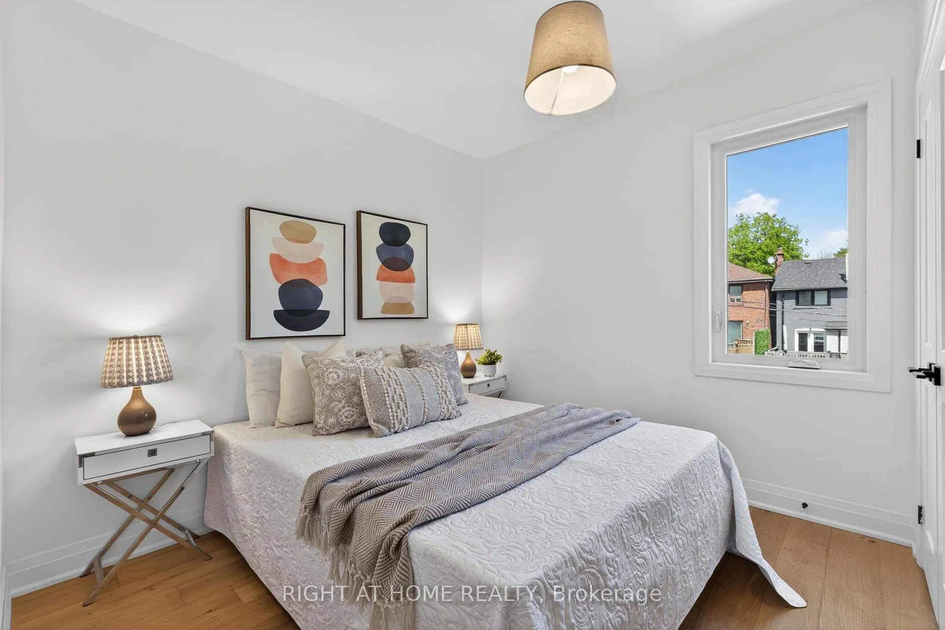 Photo 16 of 27 Bellhaven Road, Toronto, Woodbine Corridor — HOMEH