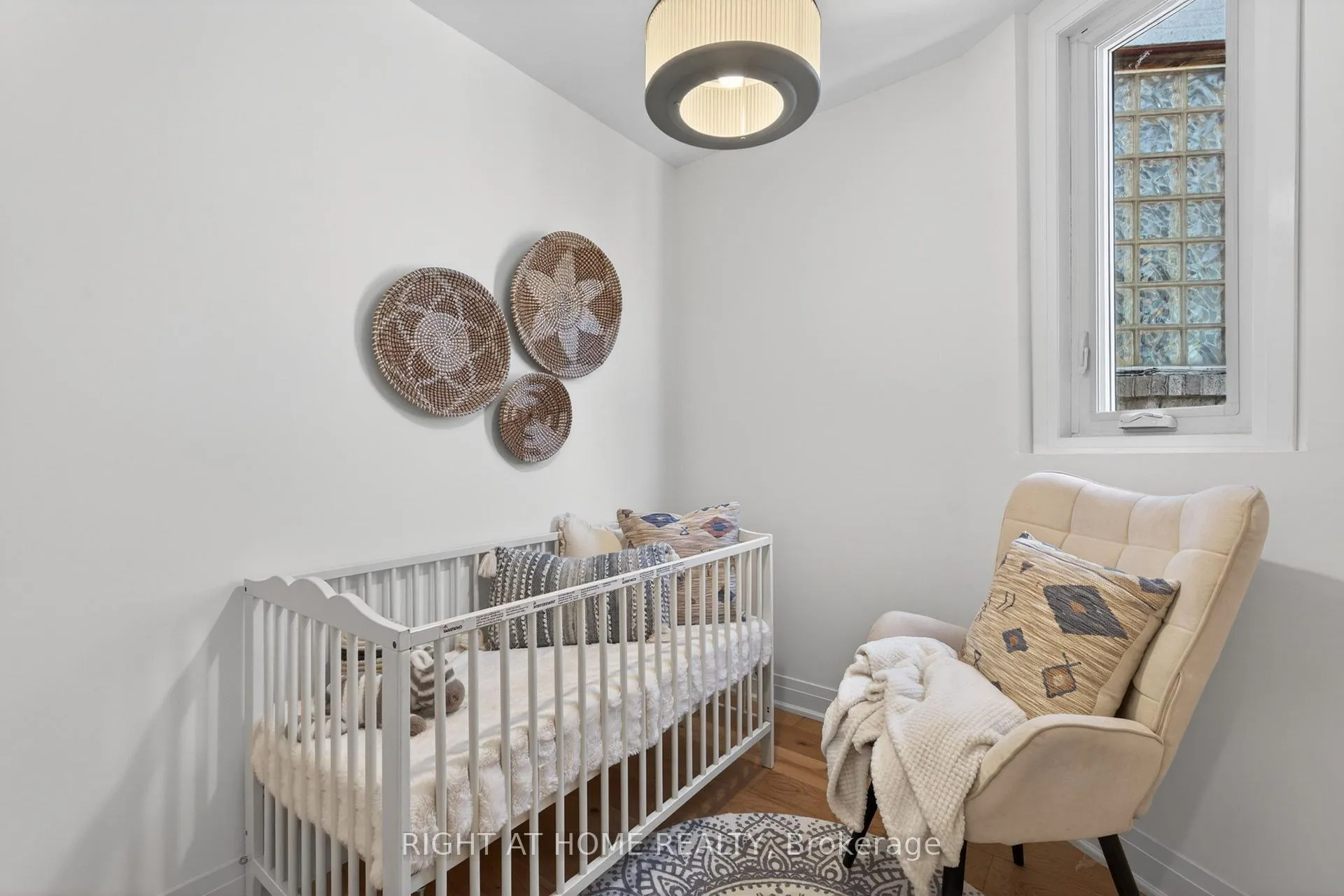 Photo 17 of 27 Bellhaven Road, Toronto, Woodbine Corridor — HOMEH