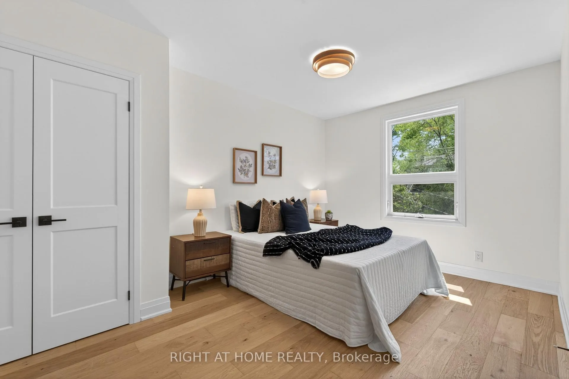 Photo 18 of 27 Bellhaven Road, Toronto, Woodbine Corridor — HOMEH