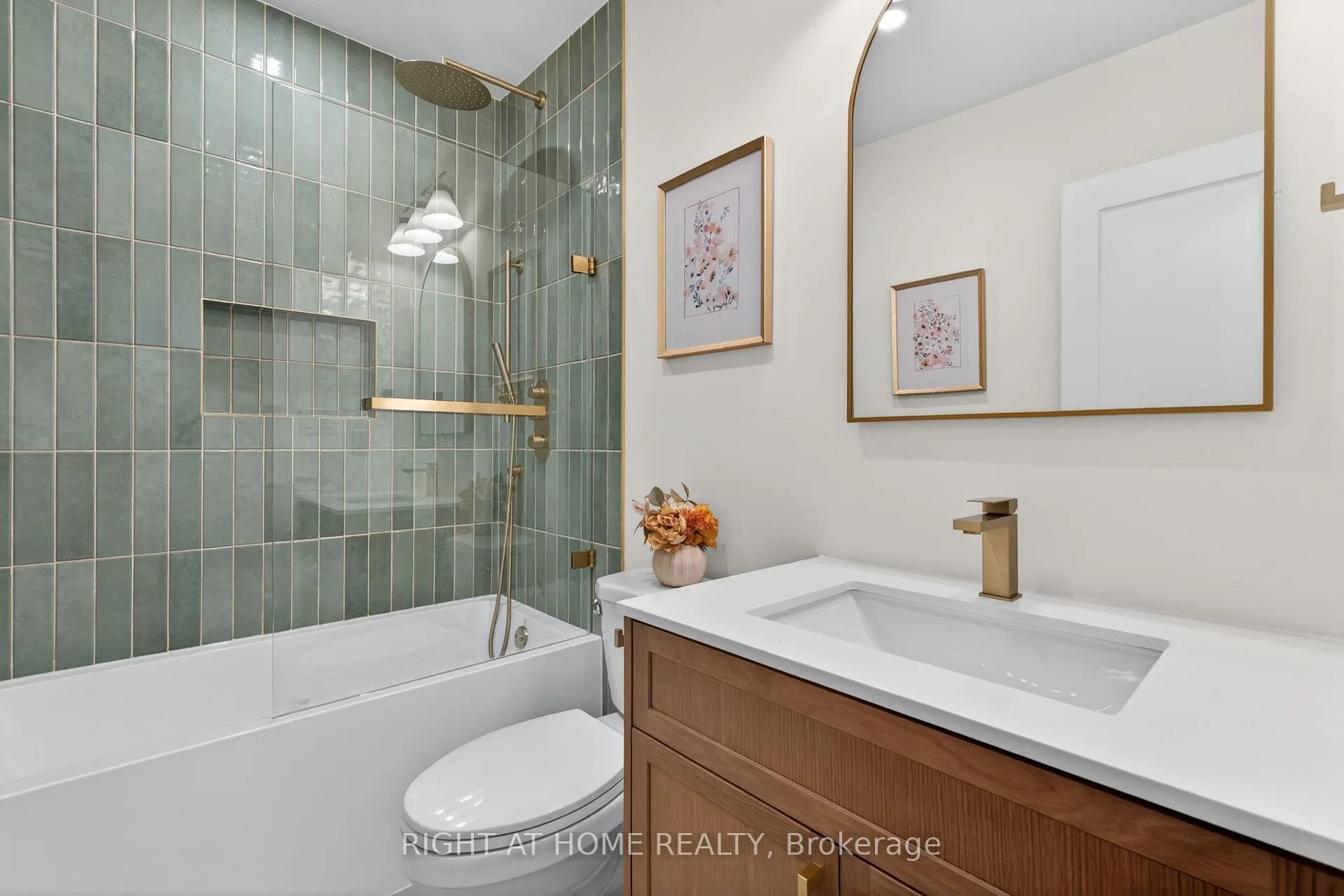 Photo 21 of 27 Bellhaven Road, Toronto, Woodbine Corridor — HOMEH