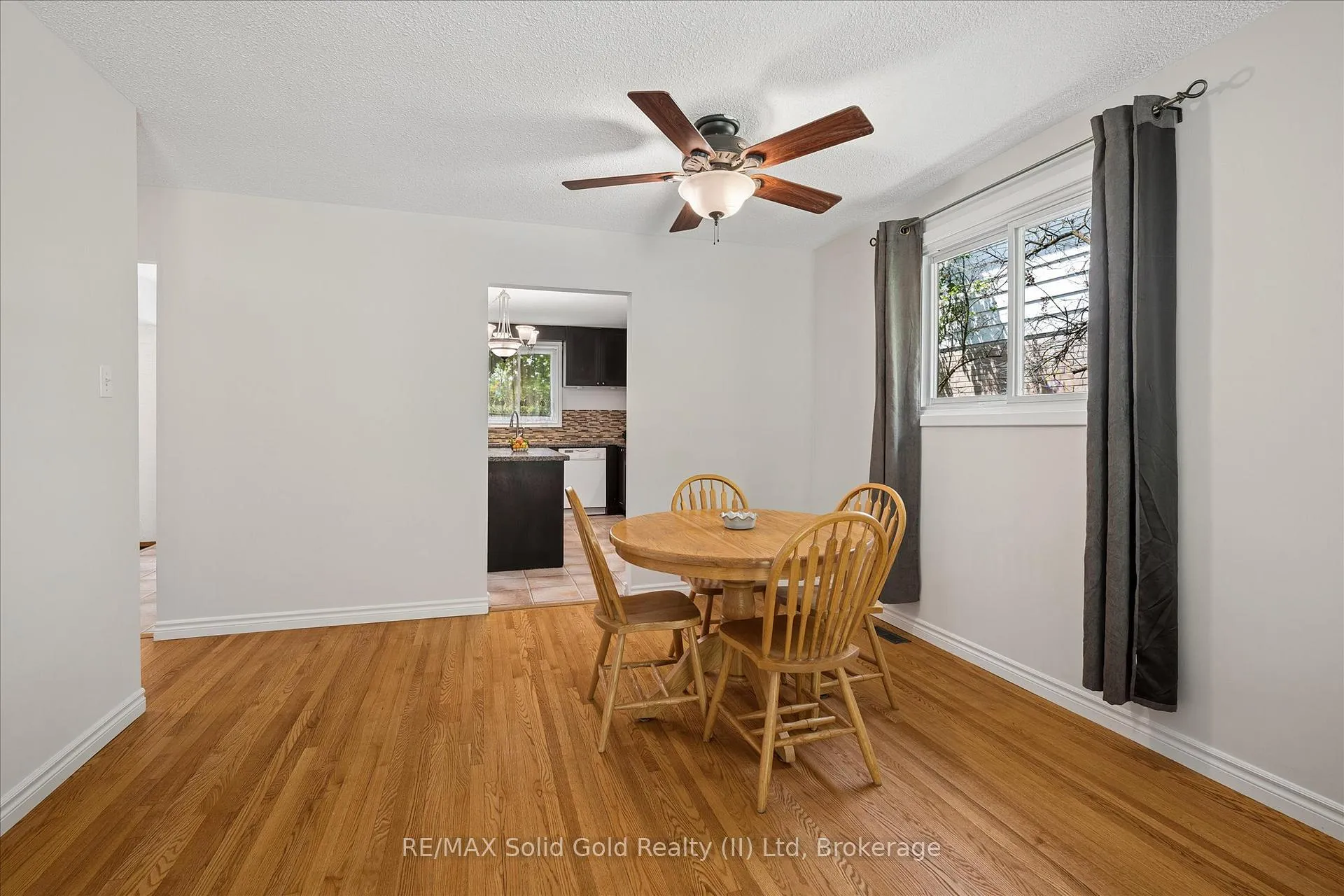 Photo 13 of 1862 Briarwood Drive, Cambridge, Galt City Centre — HOMEH