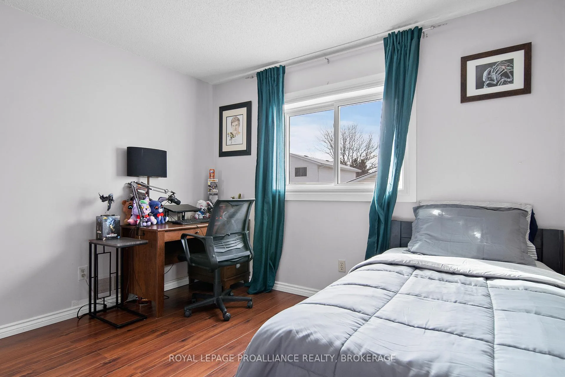 Photo 28 of 4 Balmoral Court, Kingston, West of Sir John A. Blvd — HOMEH