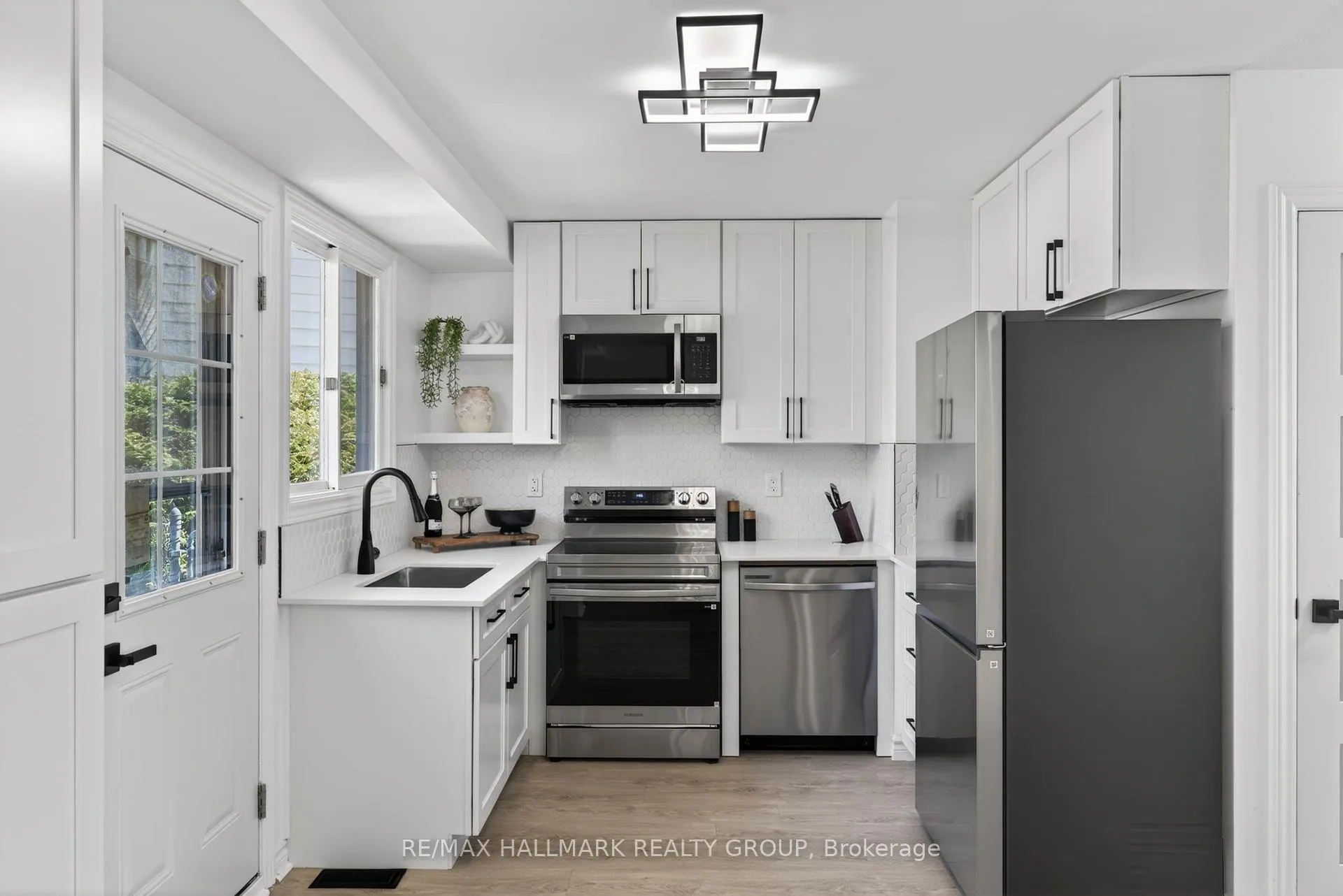 Photo 22 of 226 Old Colony Road, Ottawa, Kanata - Glencairn/Hazeldean — HOMEH