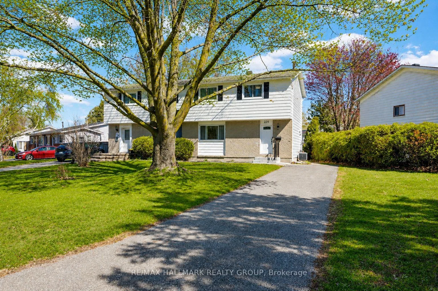Photo 6 of 226 Old Colony Road, Ottawa, Kanata - Glencairn/Hazeldean — HOMEH