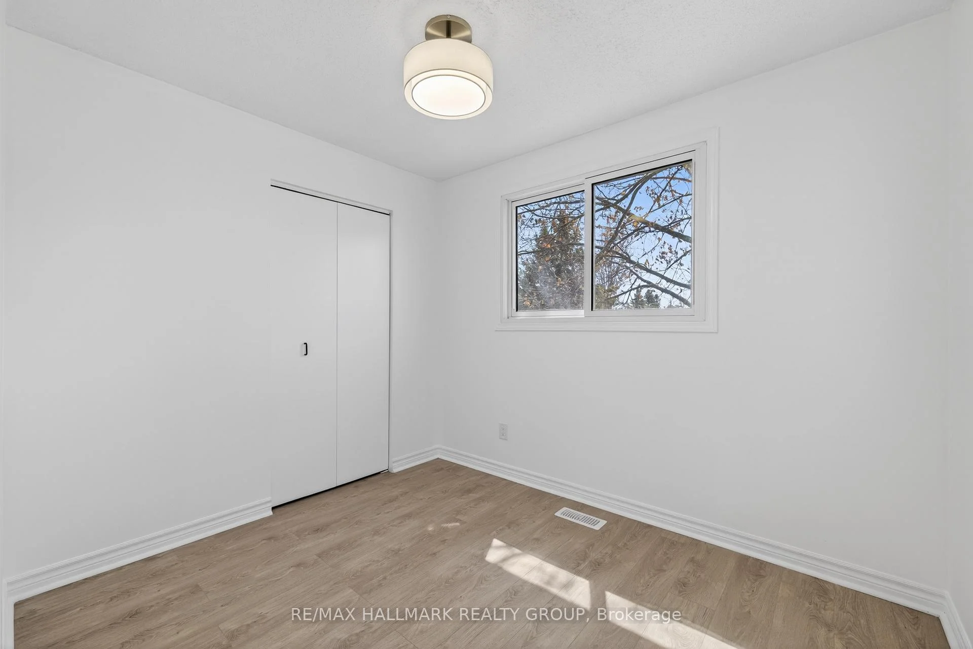 Photo 43 of 226 Old Colony Road, Ottawa, Kanata - Glencairn/Hazeldean — HOMEH