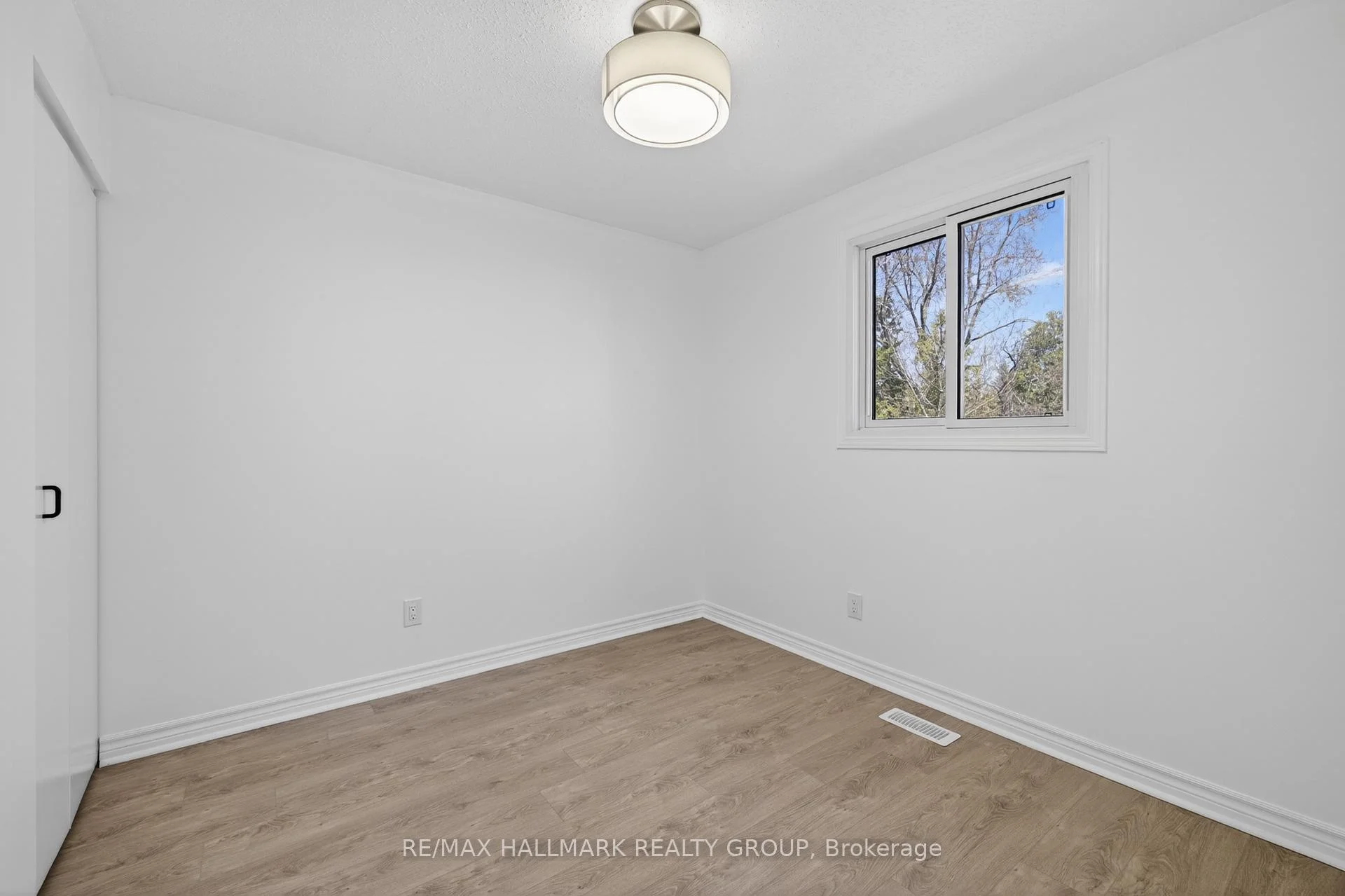 Photo 48 of 226 Old Colony Road, Ottawa, Kanata - Glencairn/Hazeldean — HOMEH