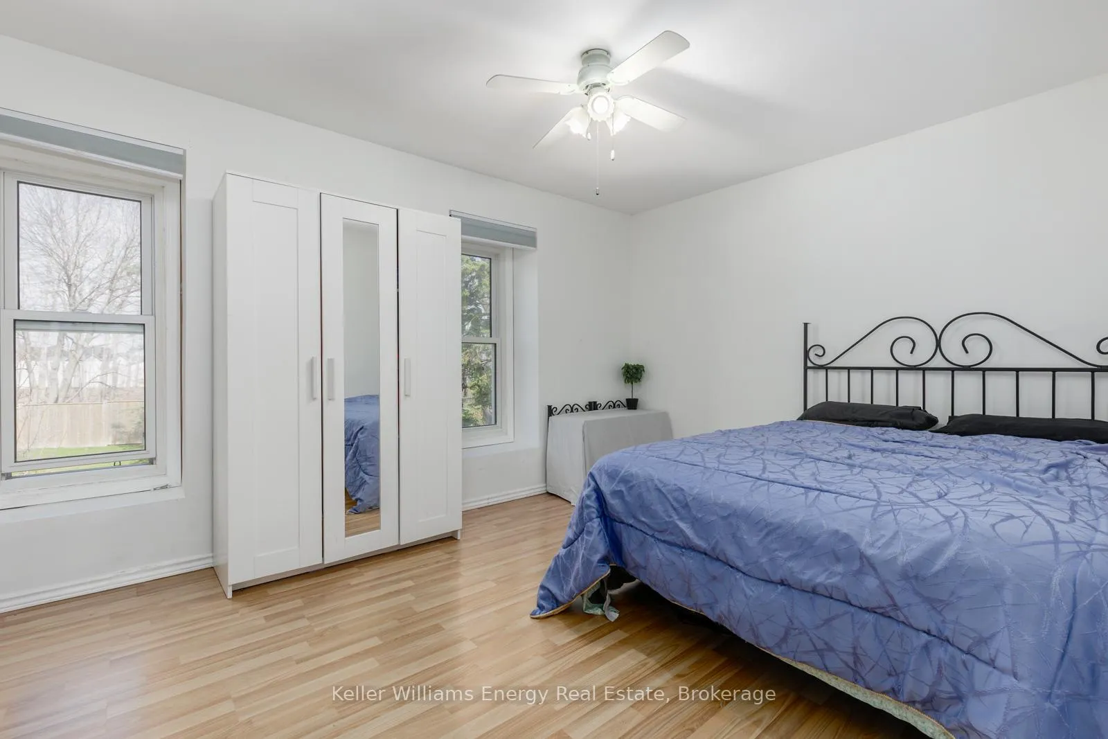 Photo 11 of Unit B, 660 Grey Street, Brantford, Echo Place — HOMEH