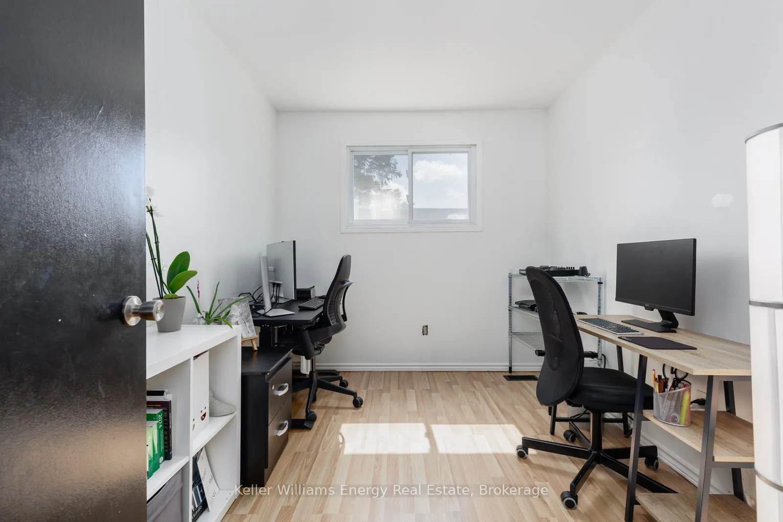 Photo 16 of Unit B, 660 Grey Street, Brantford, Echo Place — HOMEH