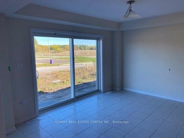 Photo 6 of 10 Esther Crescent, Thorold, Hurricane/Merrittville — HOMEH