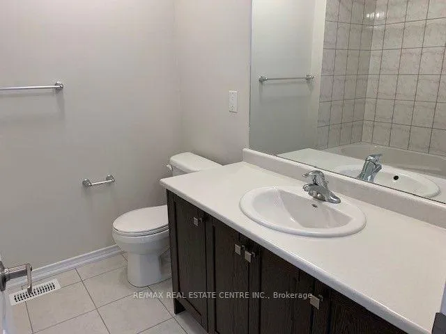Photo 17 of 10 Esther Crescent, Thorold, Hurricane/Merrittville — HOMEH