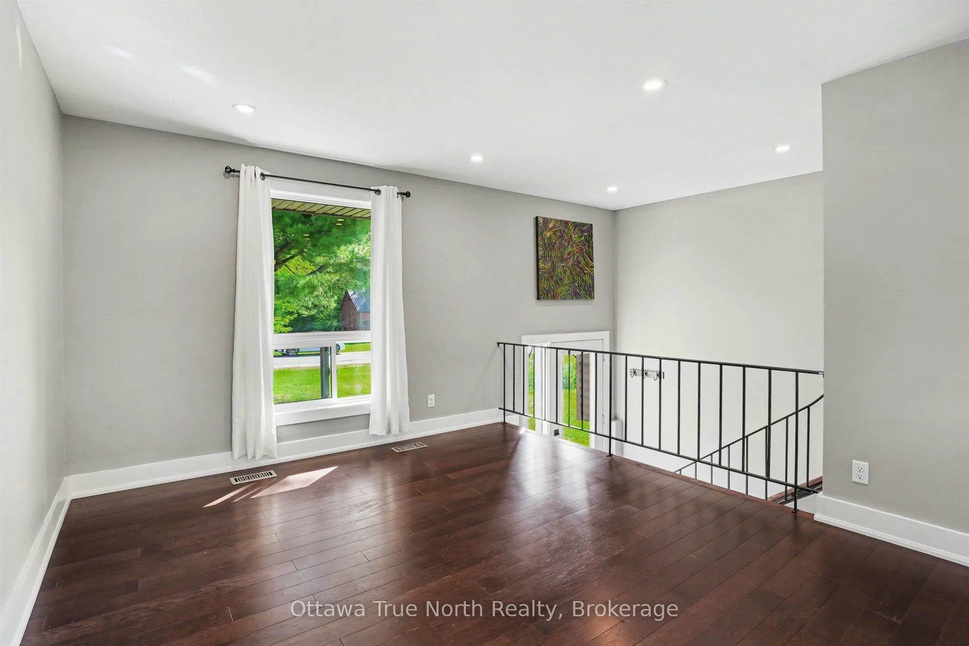 Photo 5 of 541 Mclachlan Road, McNab/Braeside, Mcnab/Braeside Twps — HOMEH