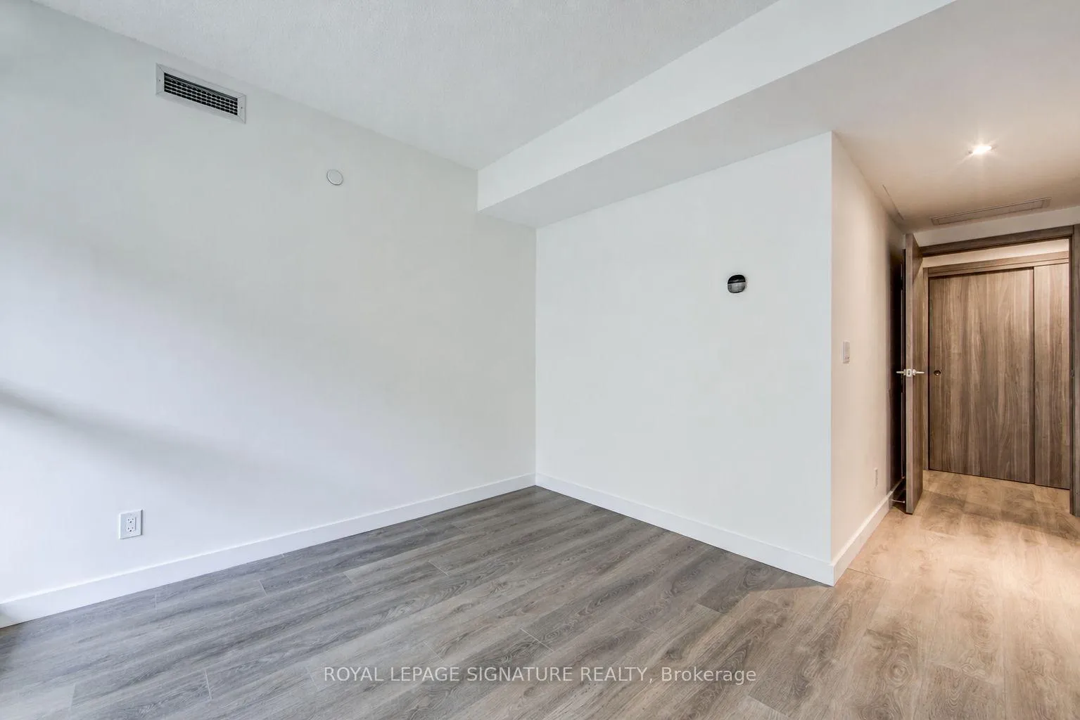 Photo 9 of Unit 706, 38 Widmer Street, Toronto, Waterfront Communities — HOMEH