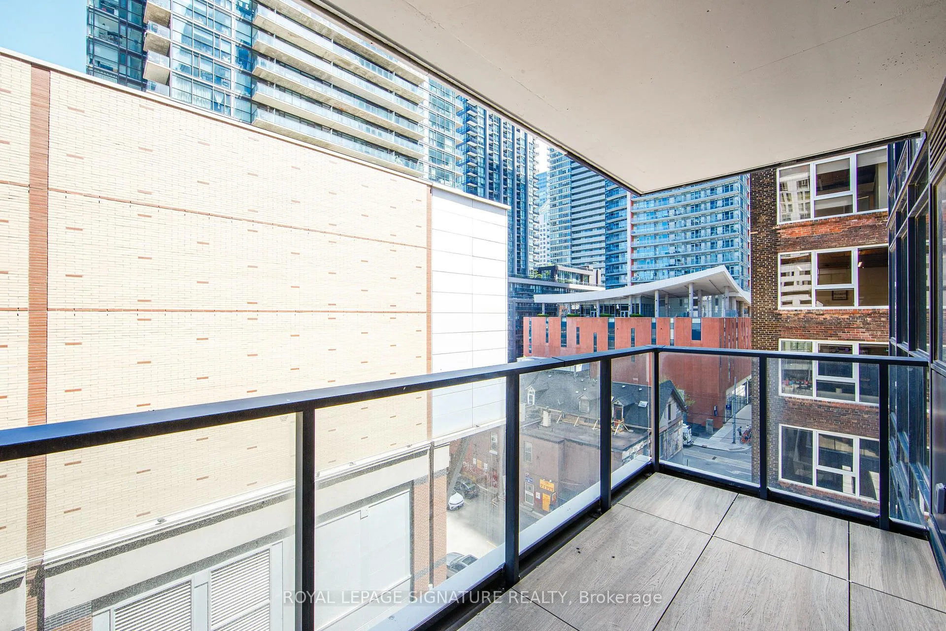 Photo 12 of Unit 706, 38 Widmer Street, Toronto, Waterfront Communities — HOMEH
