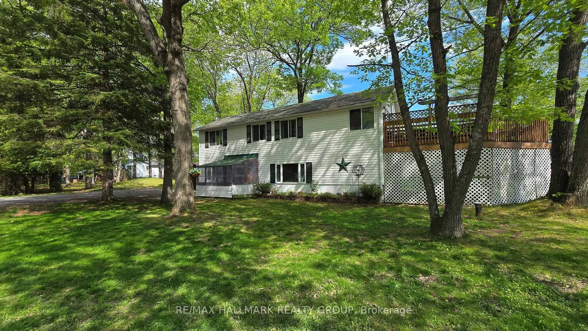 Photo 1 of 114 Macrostie Lane, Ottawa, Constance Bay — HOMEH