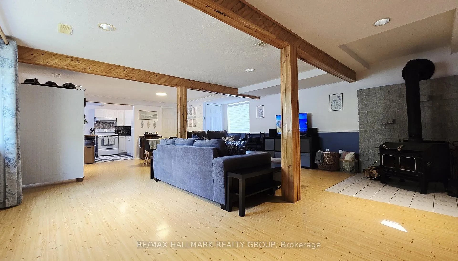 Photo 9 of 114 Macrostie Lane, Ottawa, Constance Bay — HOMEH