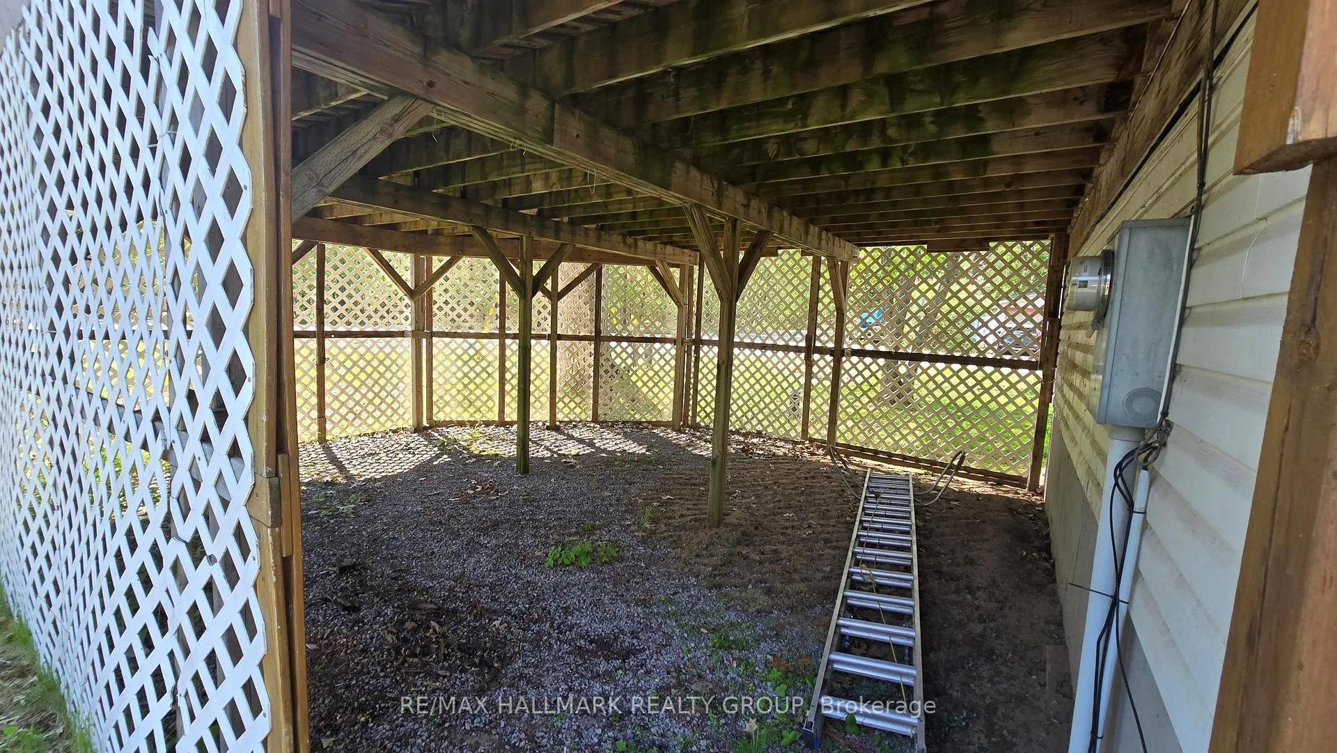 Photo 33 of 114 Macrostie Lane, Ottawa, Constance Bay — HOMEH