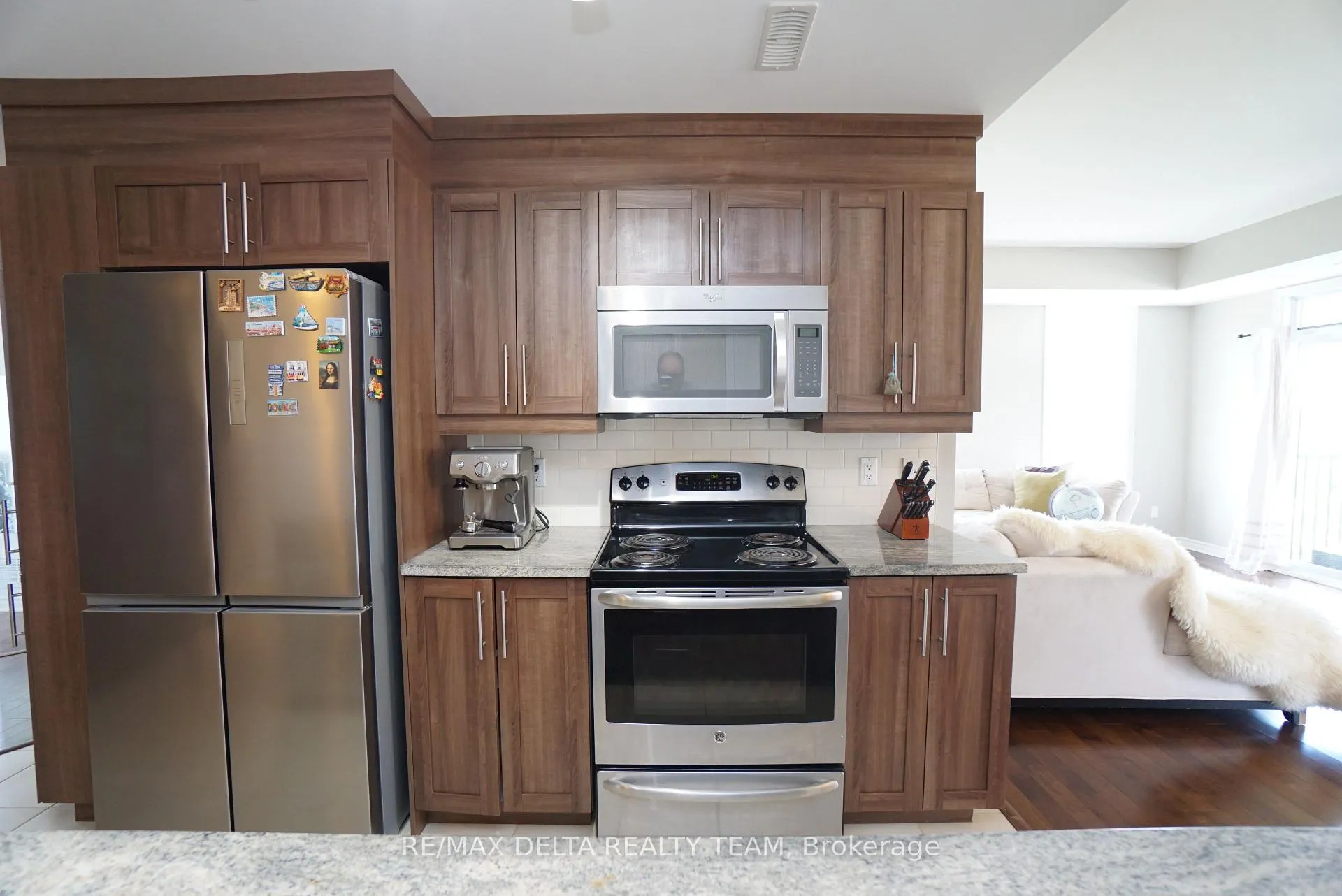 Photo 7 of Unit 7, 90 Prestige Circle, Ottawa, Chatelaine Village — HOMEH
