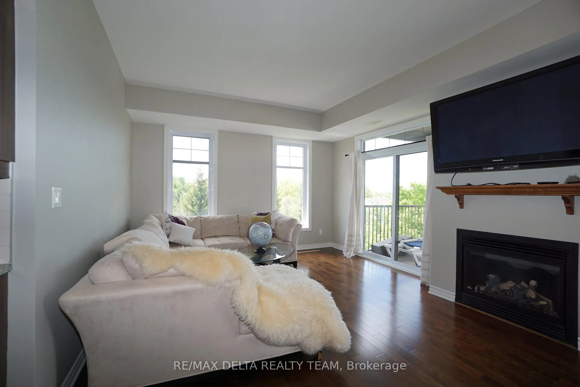Photo 12 of Unit 7, 90 Prestige Circle, Ottawa, Chatelaine Village — HOMEH
