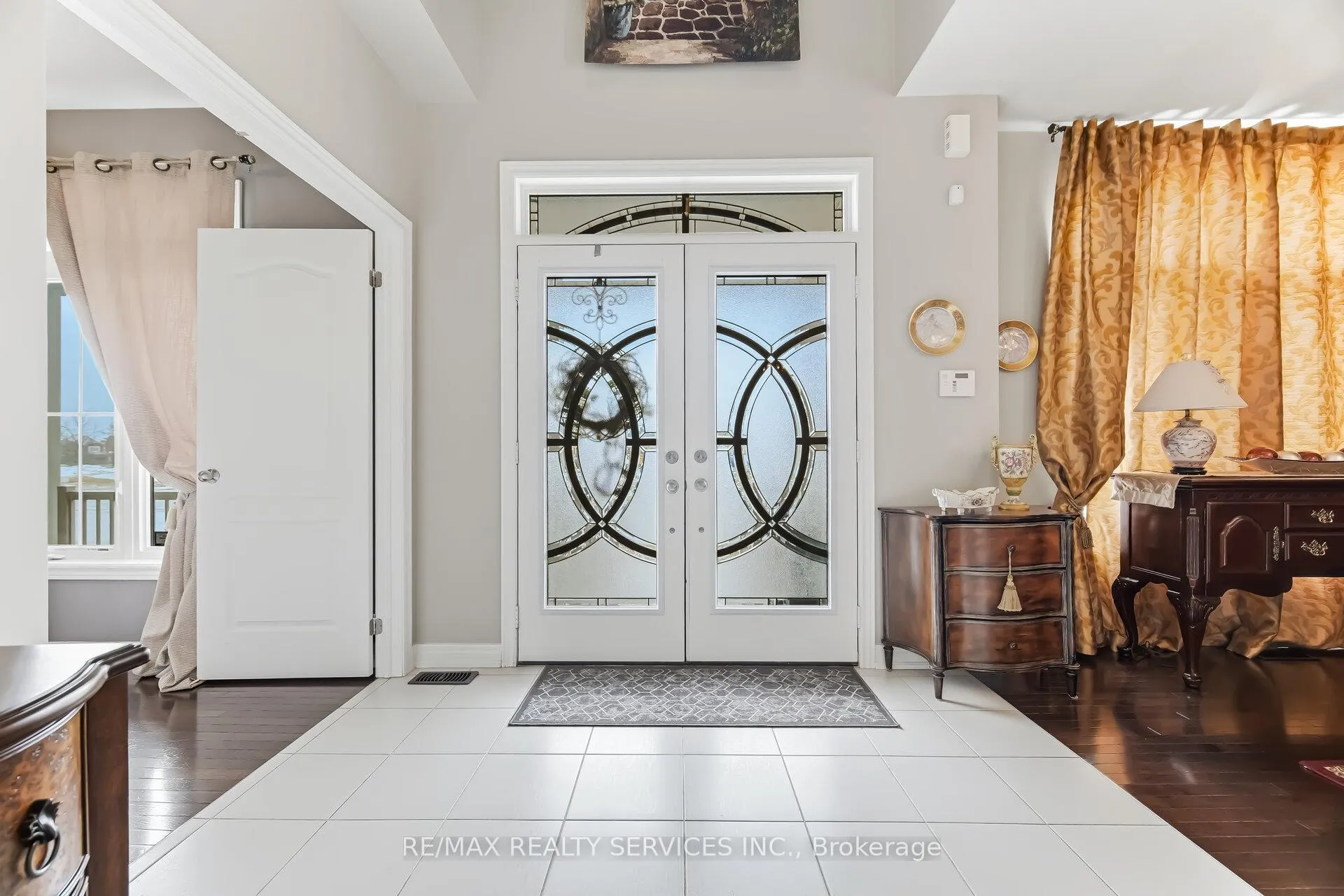 Photo 6 of 93 Learmont Avenue, Caledon, Rural Caledon — HOMEH