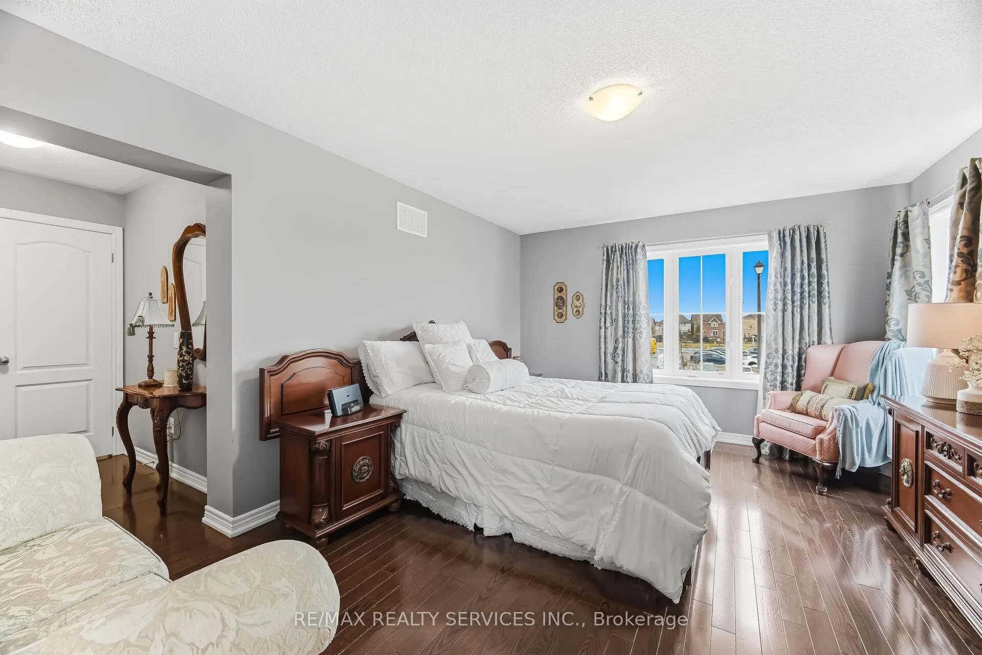 Photo 30 of 93 Learmont Avenue, Caledon, Rural Caledon — HOMEH