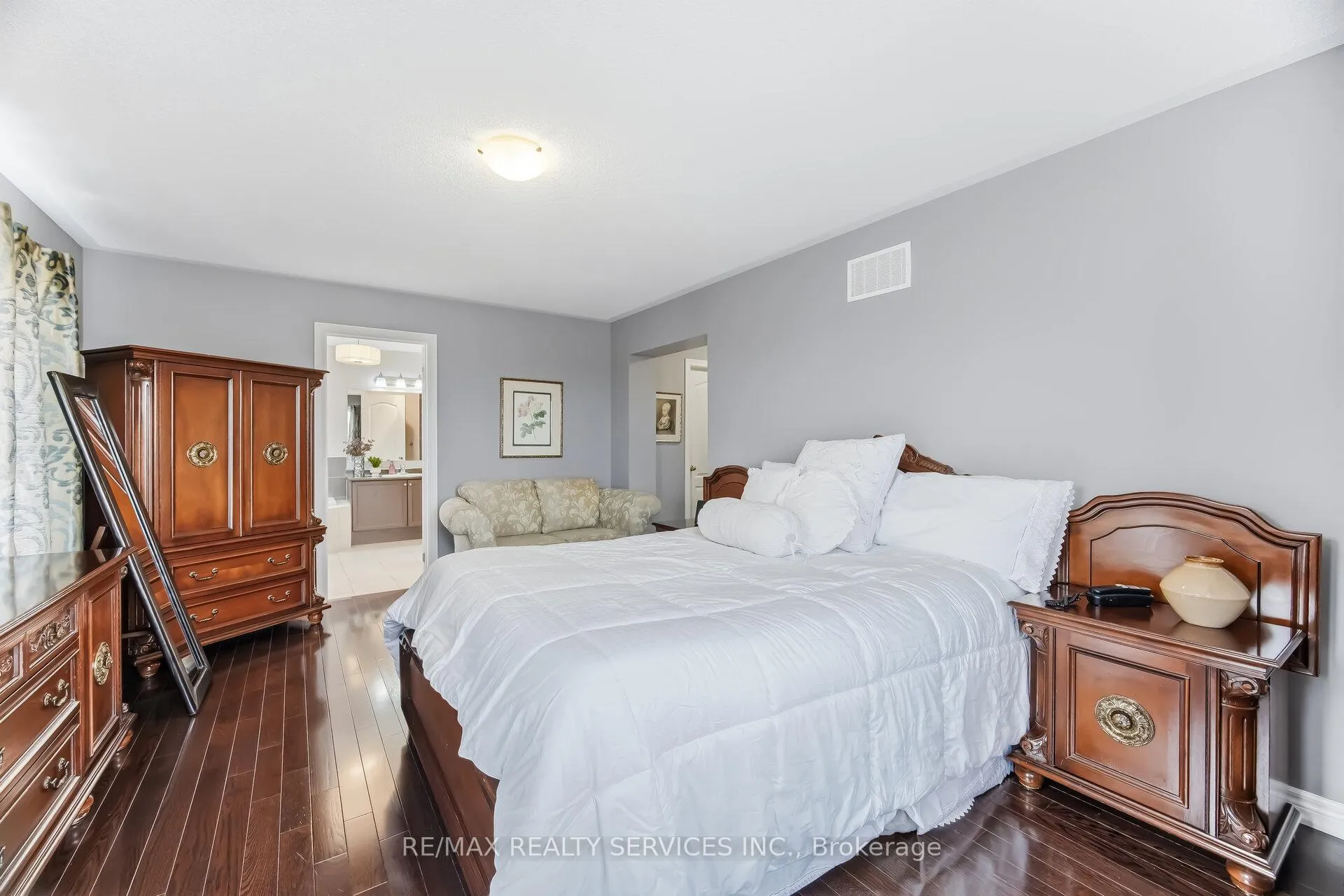 Photo 33 of 93 Learmont Avenue, Caledon, Rural Caledon — HOMEH