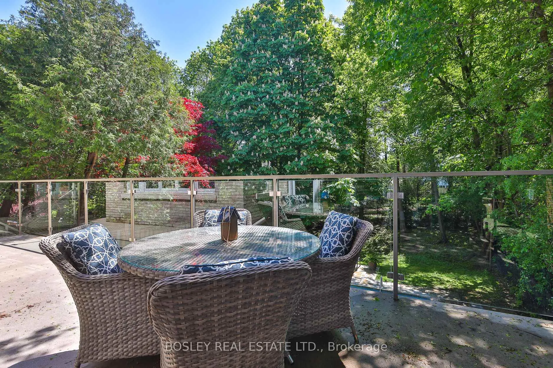 Photo 15 of 52 Killdeer Crescent, Toronto, Leaside — HOMEH