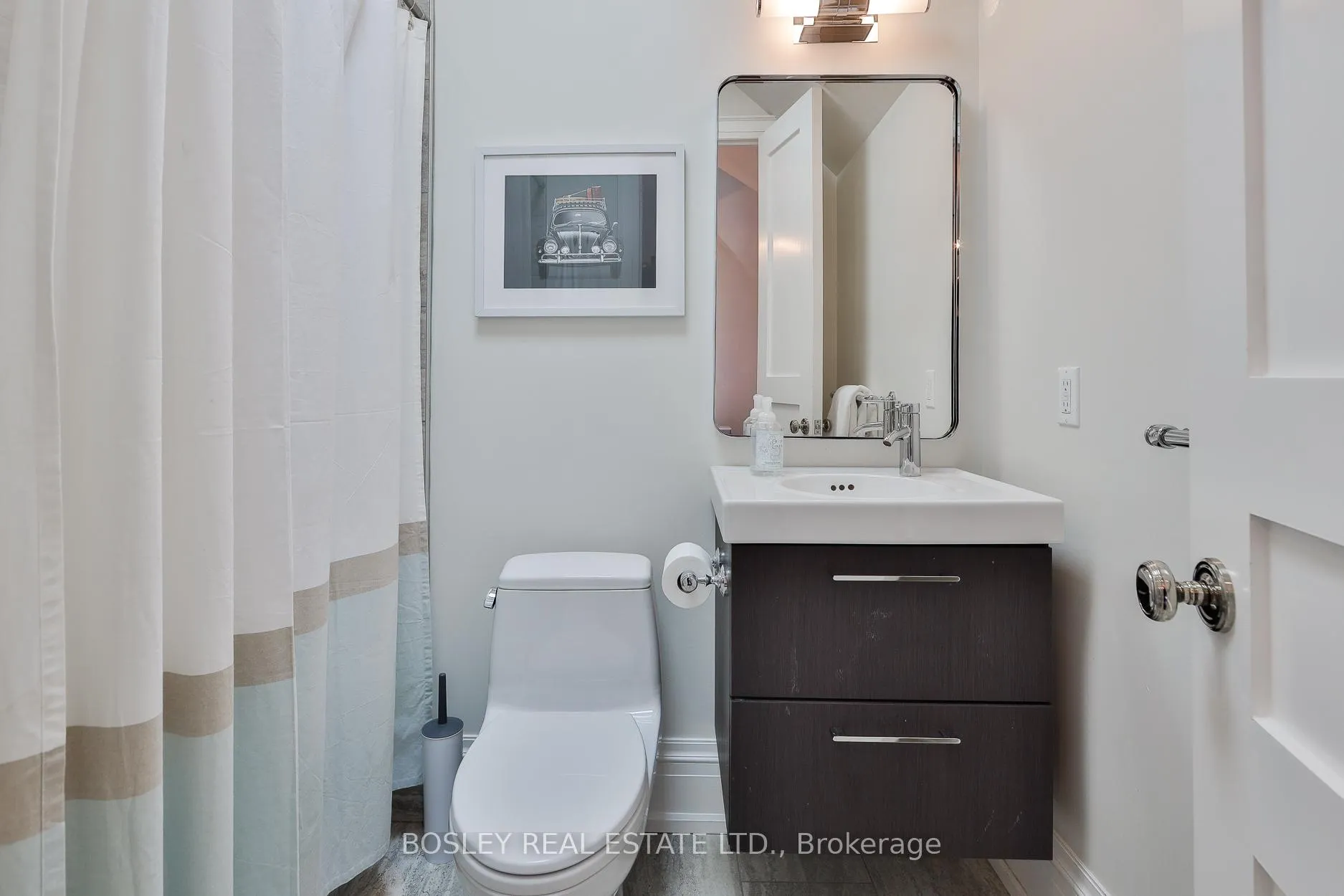 Photo 25 of 52 Killdeer Crescent, Toronto, Leaside — HOMEH