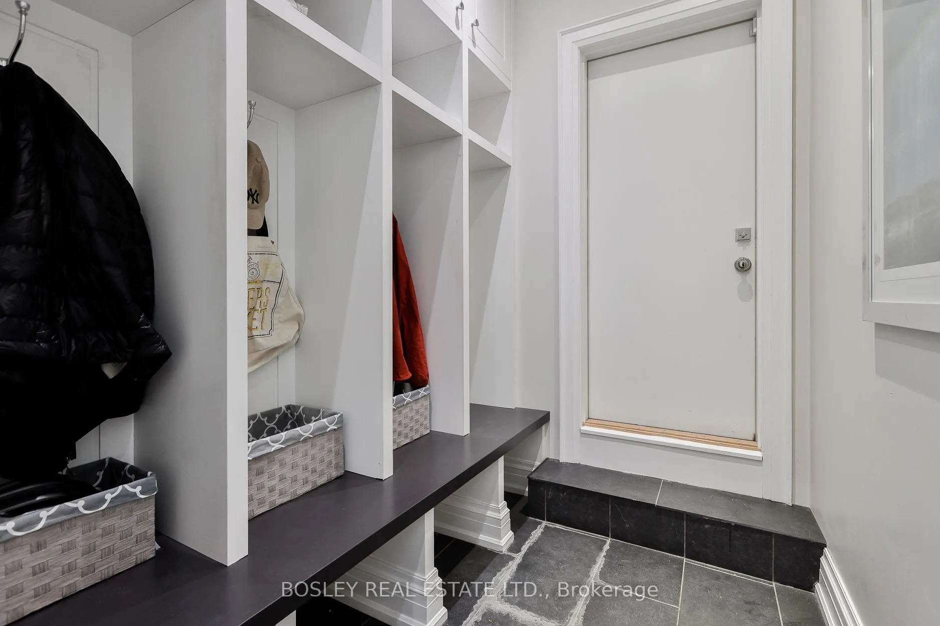 Photo 28 of 52 Killdeer Crescent, Toronto, Leaside — HOMEH
