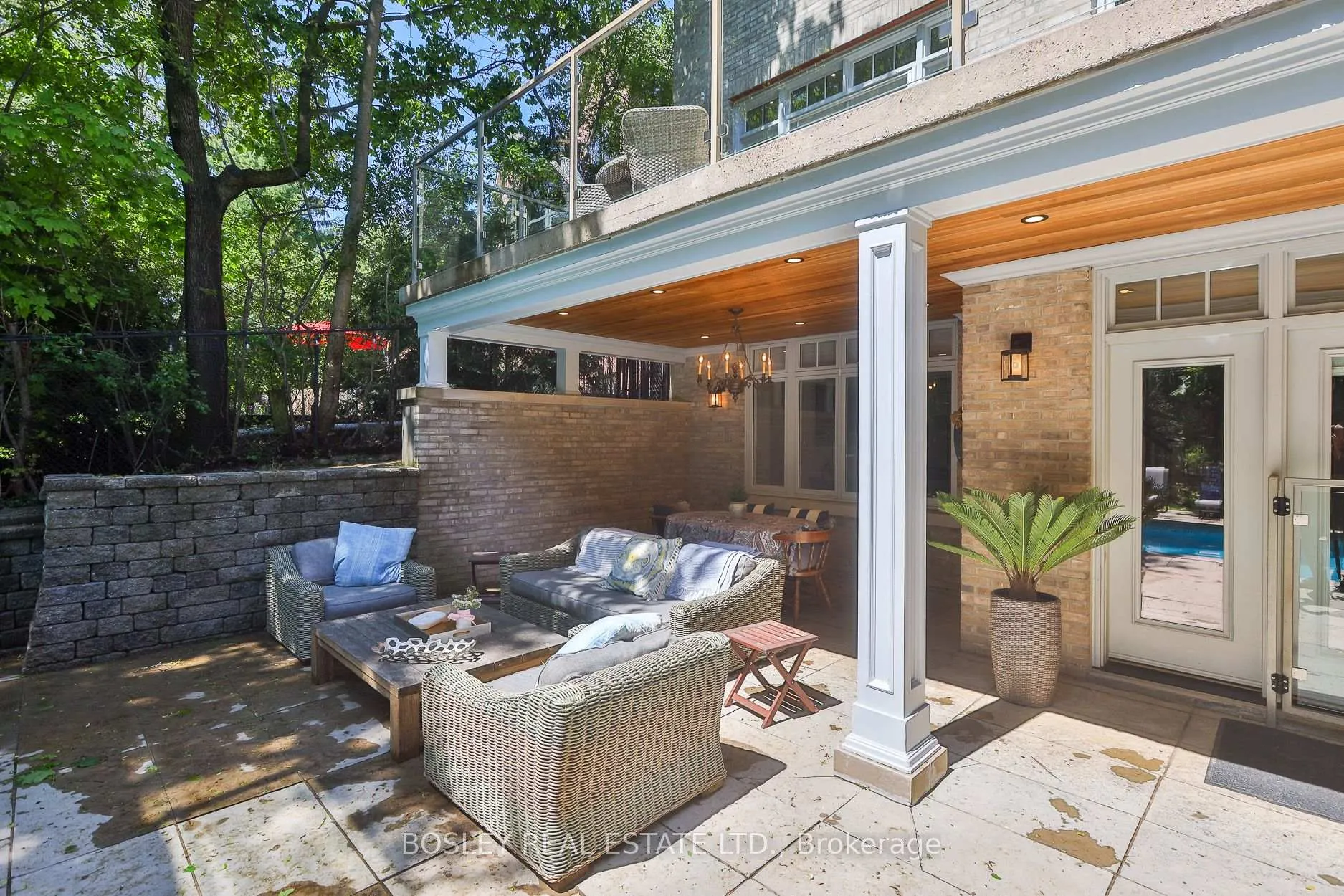 Photo 35 of 52 Killdeer Crescent, Toronto, Leaside — HOMEH