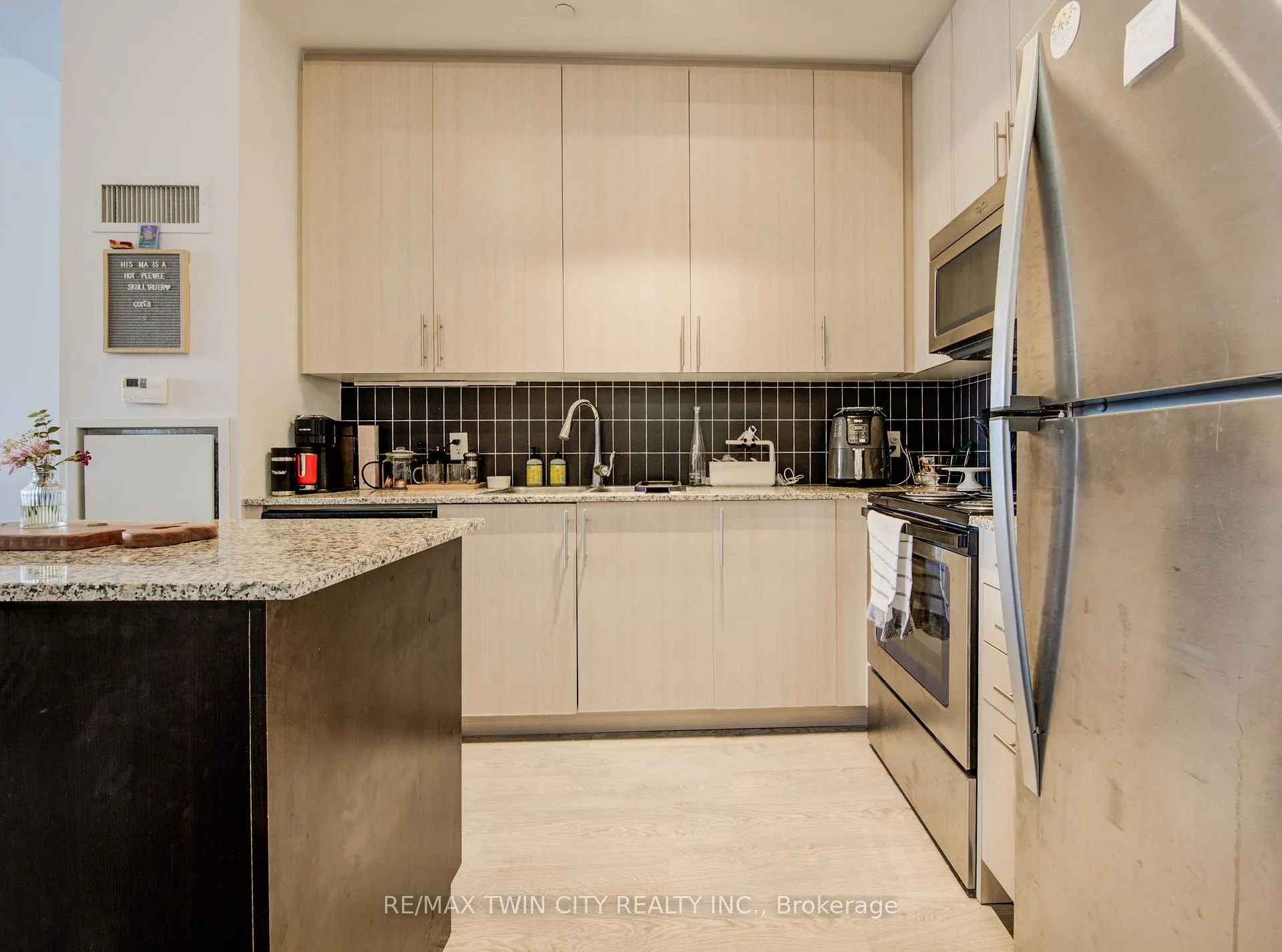 Photo 6 of Unit 112, 85 Duke Street W, Kitchener — HOMEH