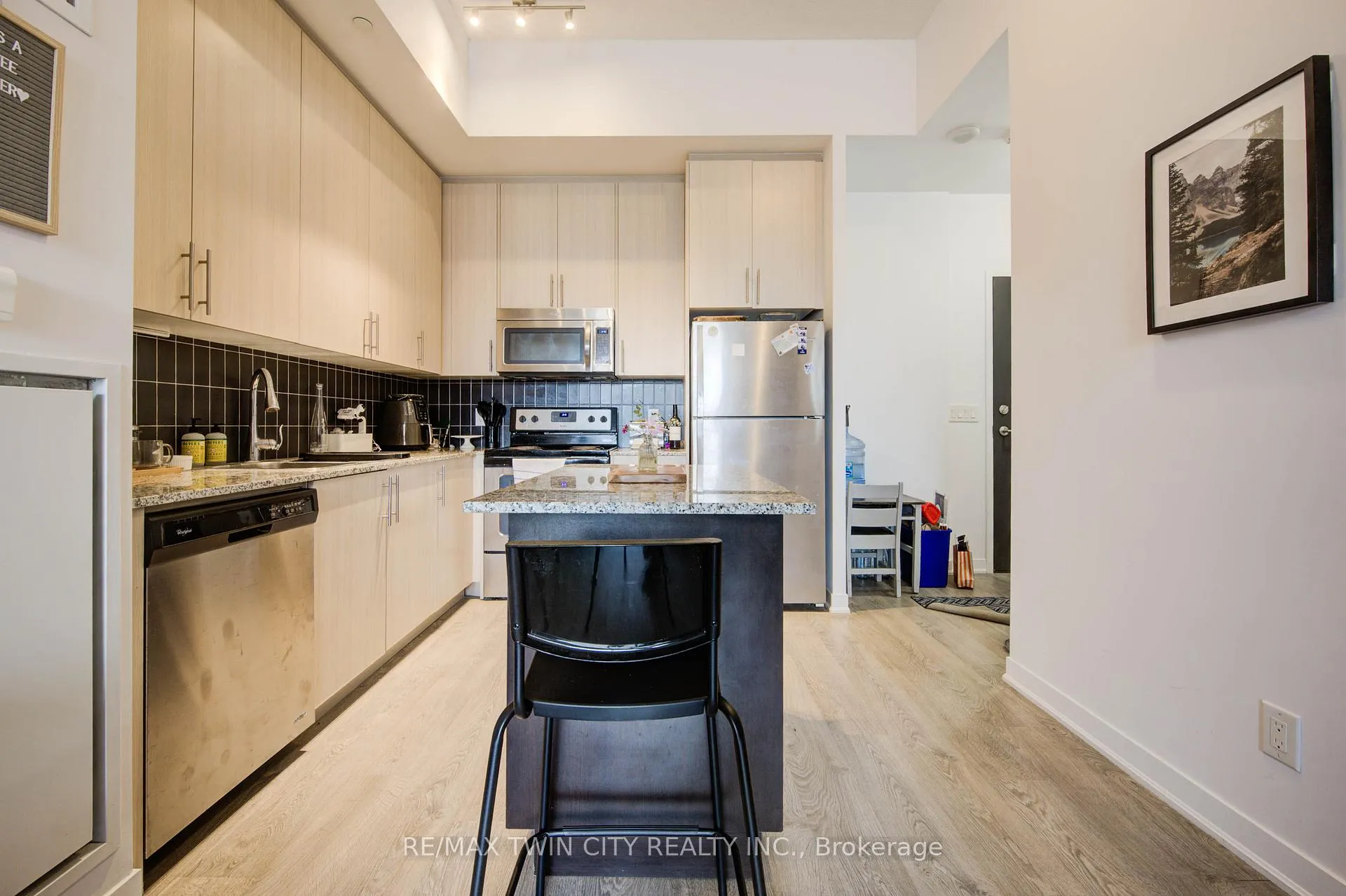 Photo 9 of Unit 112, 85 Duke Street W, Kitchener — HOMEH