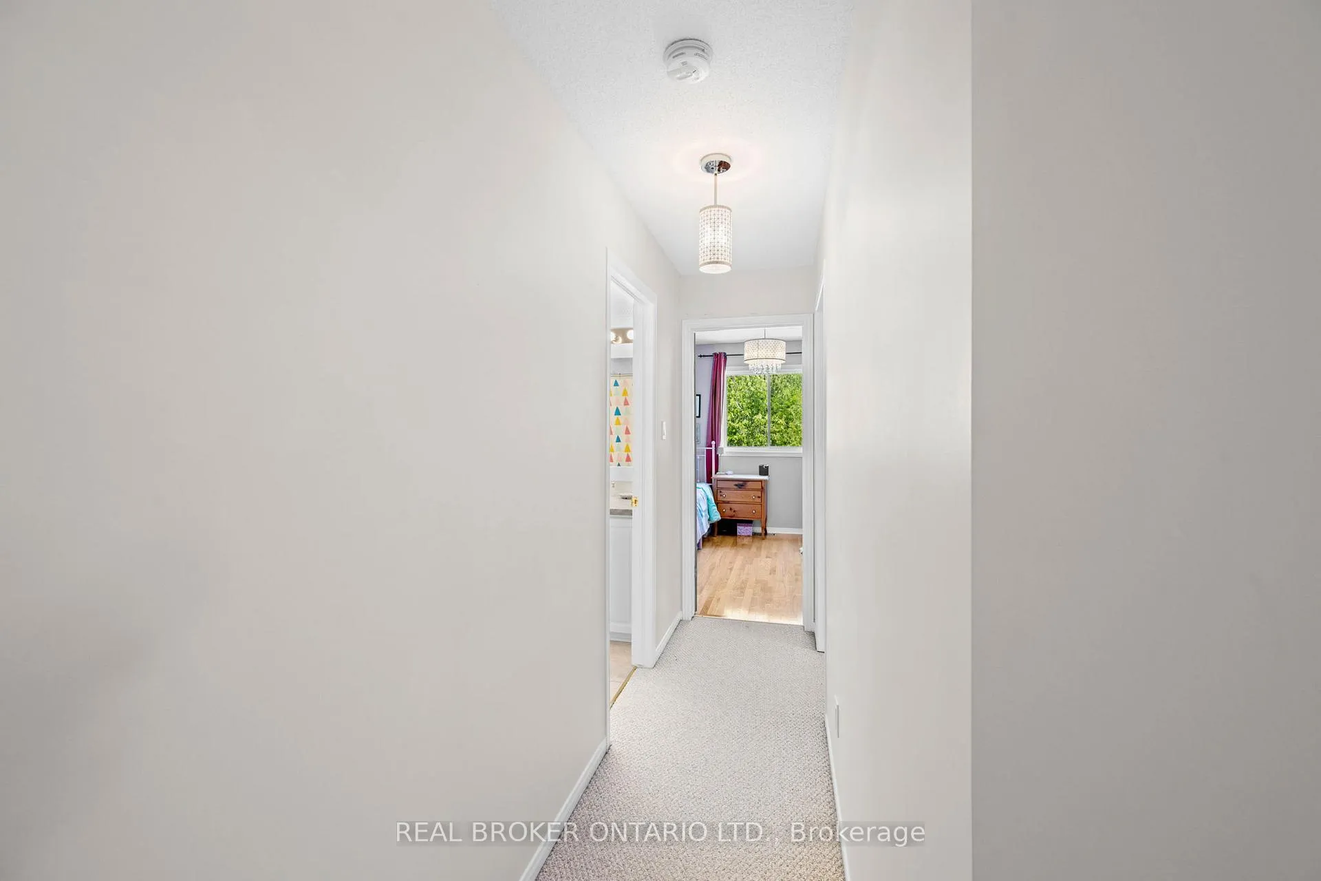 Photo 26 of 25 Steel Street, Ottawa, Beacon Hill South — HOMEH