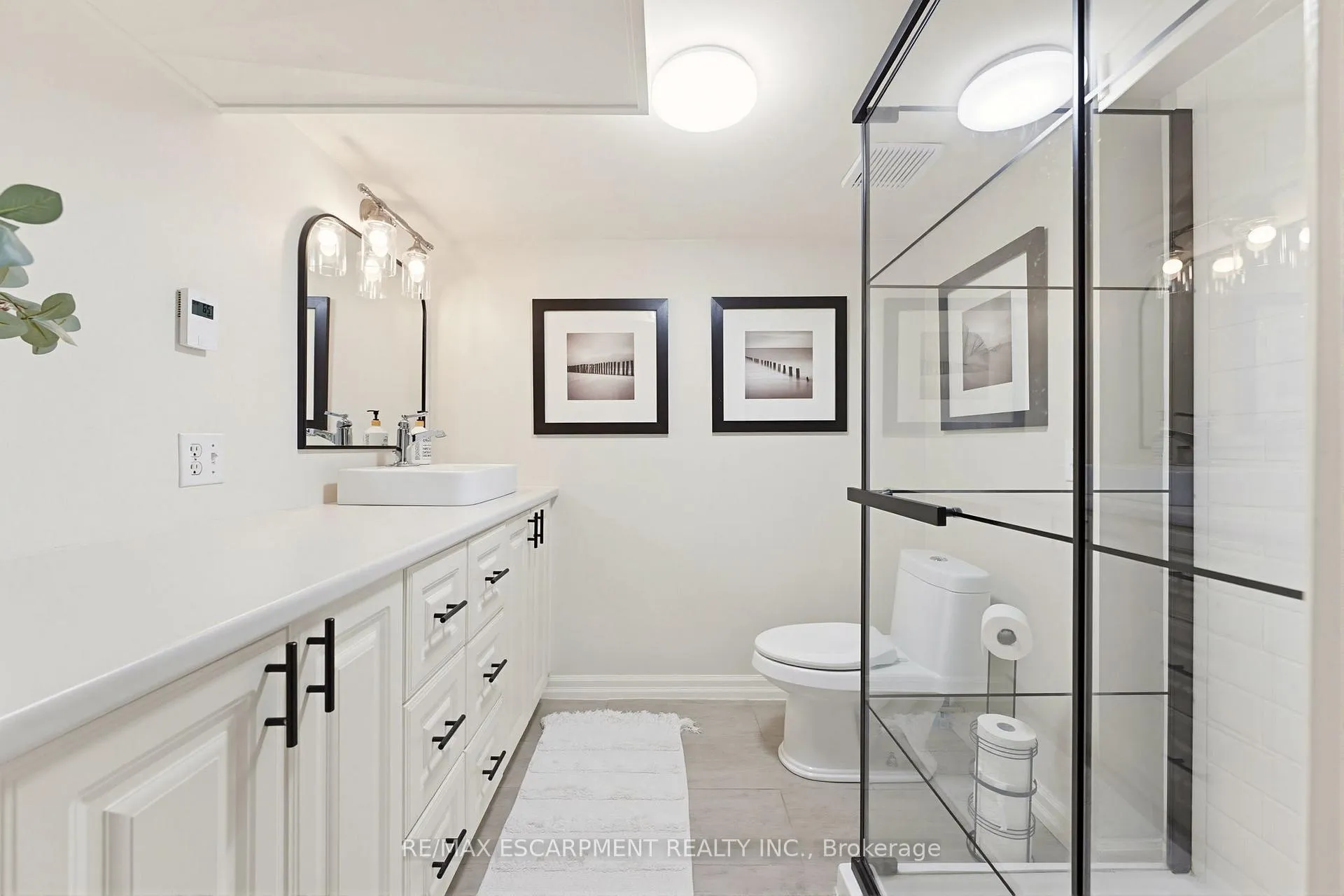 Photo 24 of 304 Parkside Drive, Hamilton, Waterdown — HOMEH
